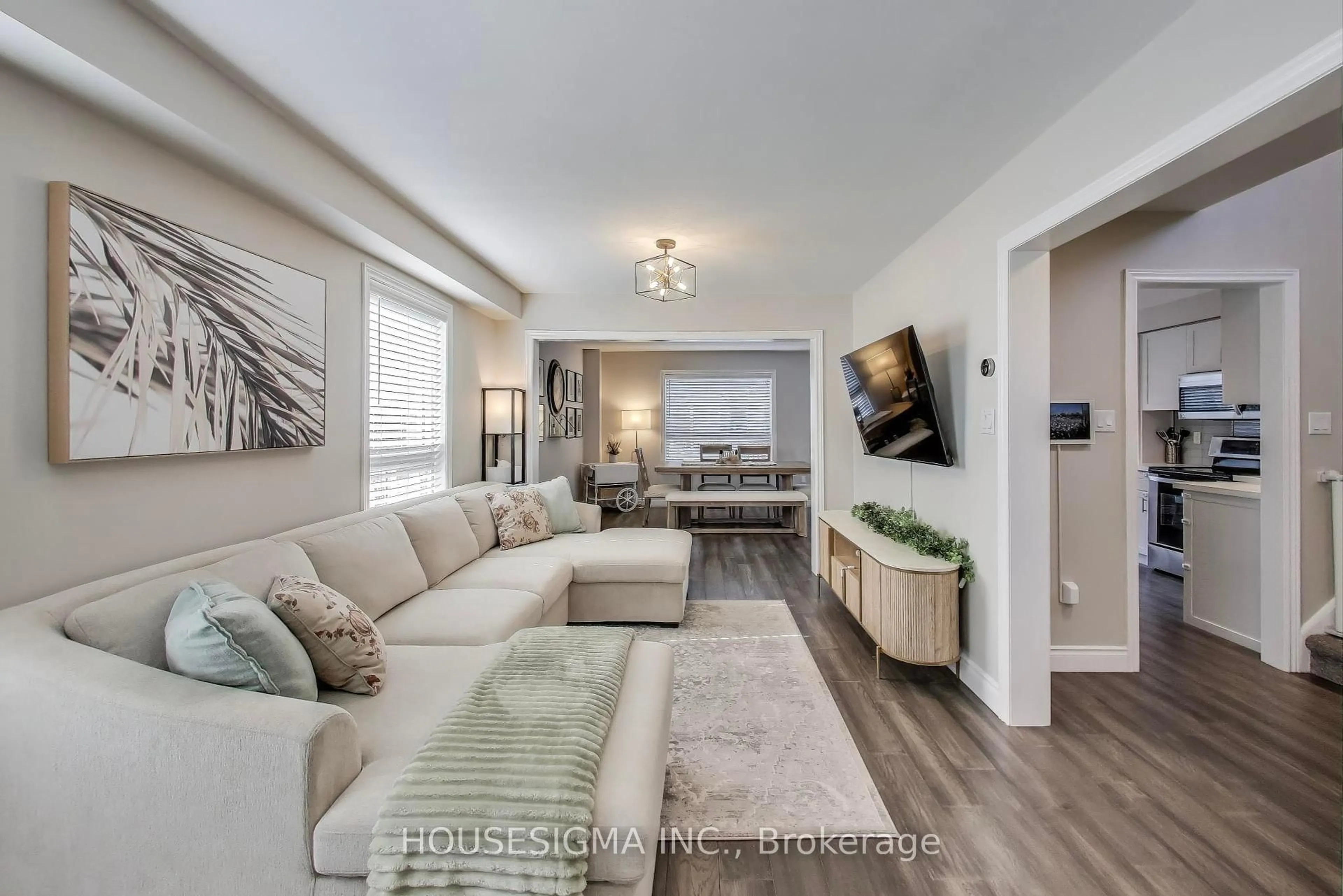 Living room with furniture, unknown for 155 Cunningham Dr, Barrie Ontario L4N 5R3
