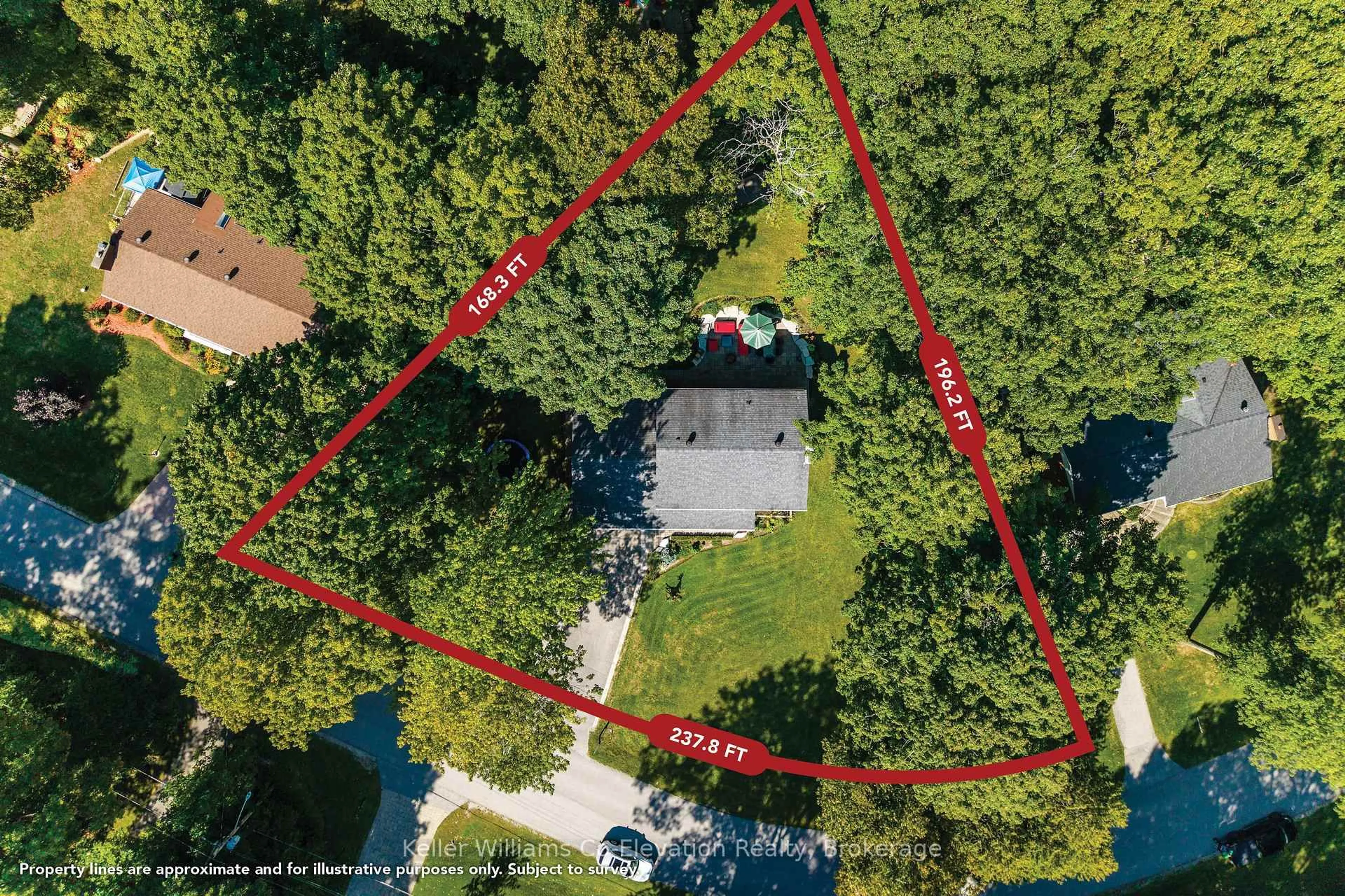 A pic from outside/outdoor area/front of a property/back of a property/a pic from drone, unknown for 830 Portage Park Lane, Midland Ontario L4R 5G3