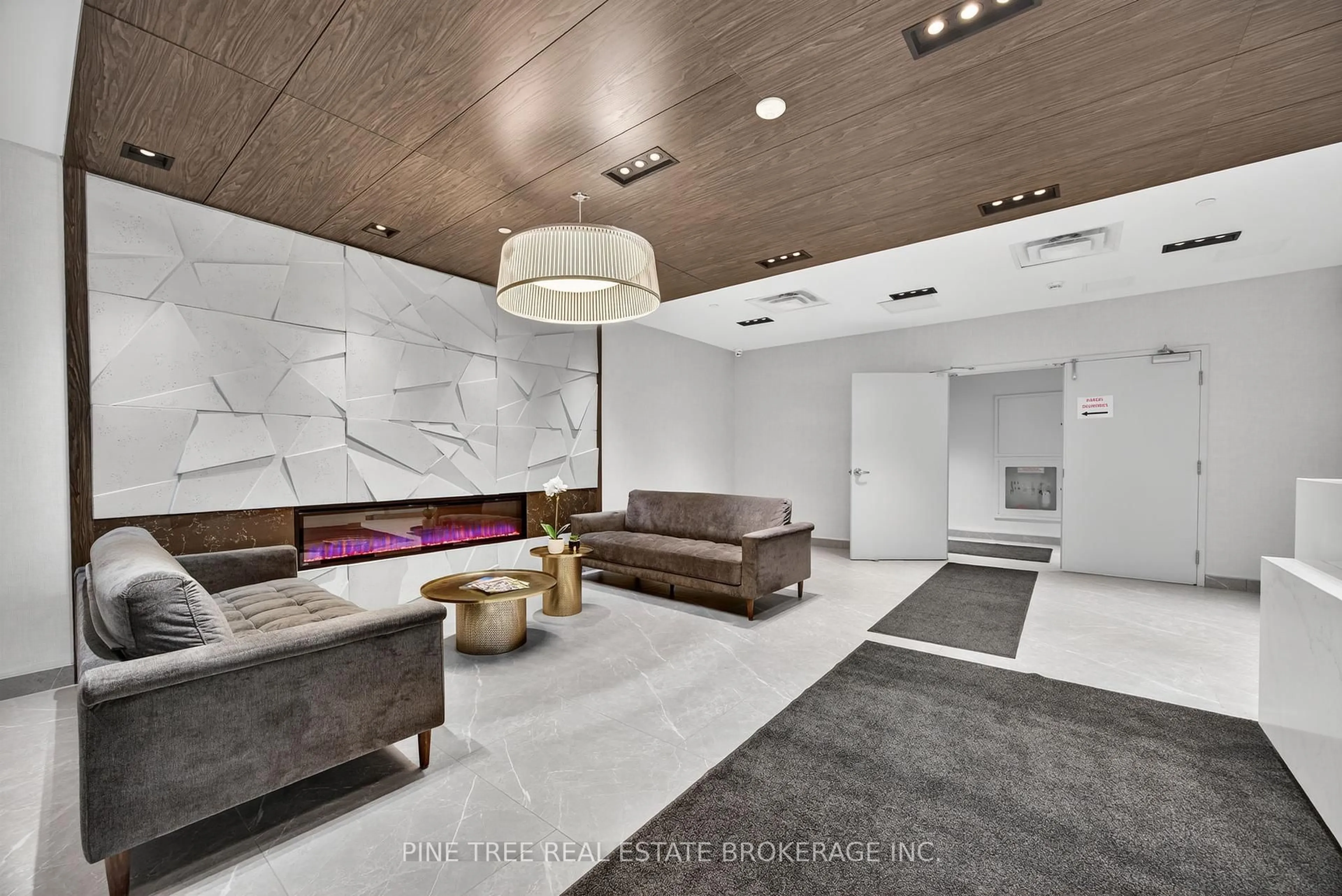 Lobby for 58 Lakeside Terr #305, Barrie Ontario L0K 1S0