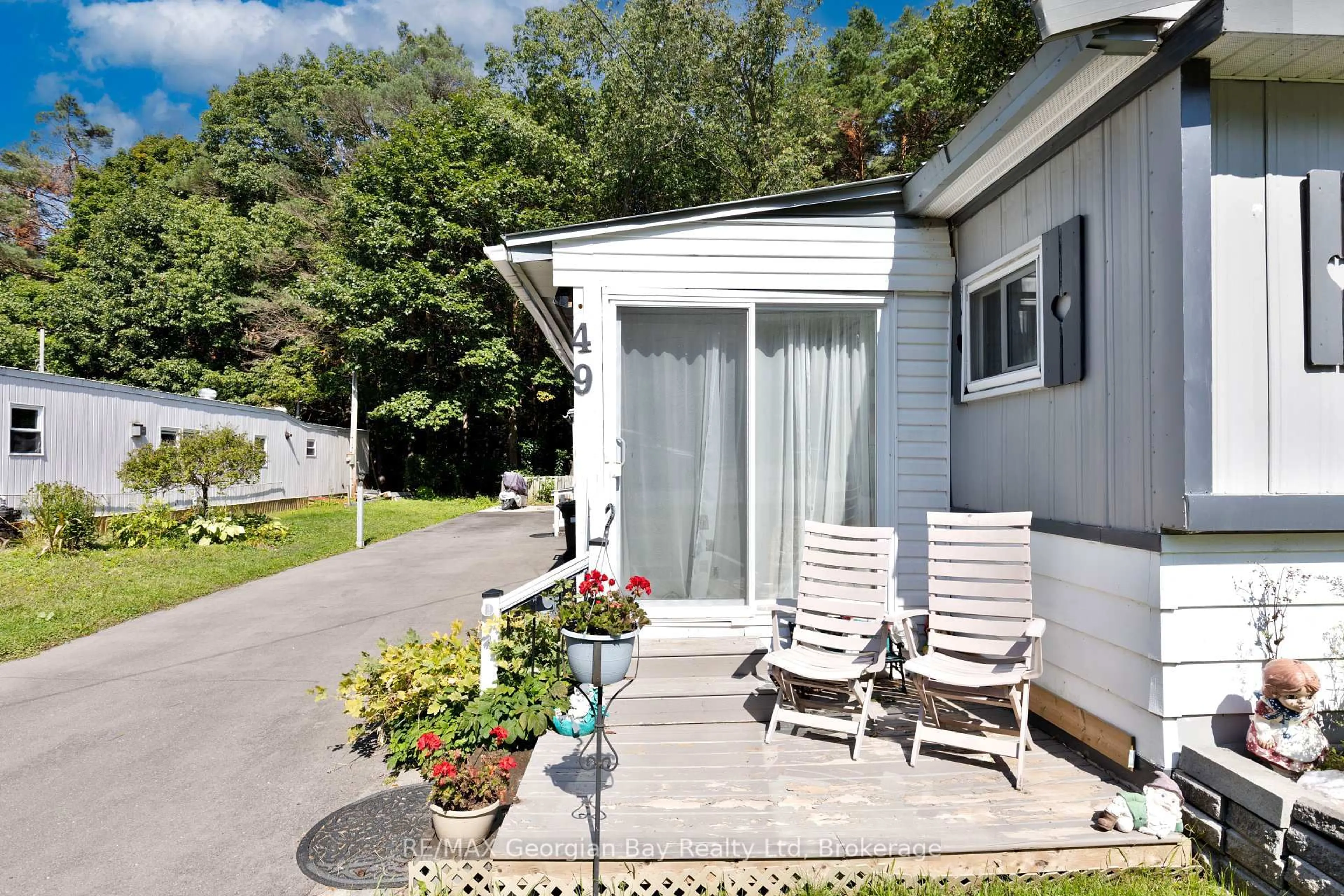 Patio, water/lake/river/ocean view for 525 Midland Point Rd #49, Midland Ontario L4R 5G9