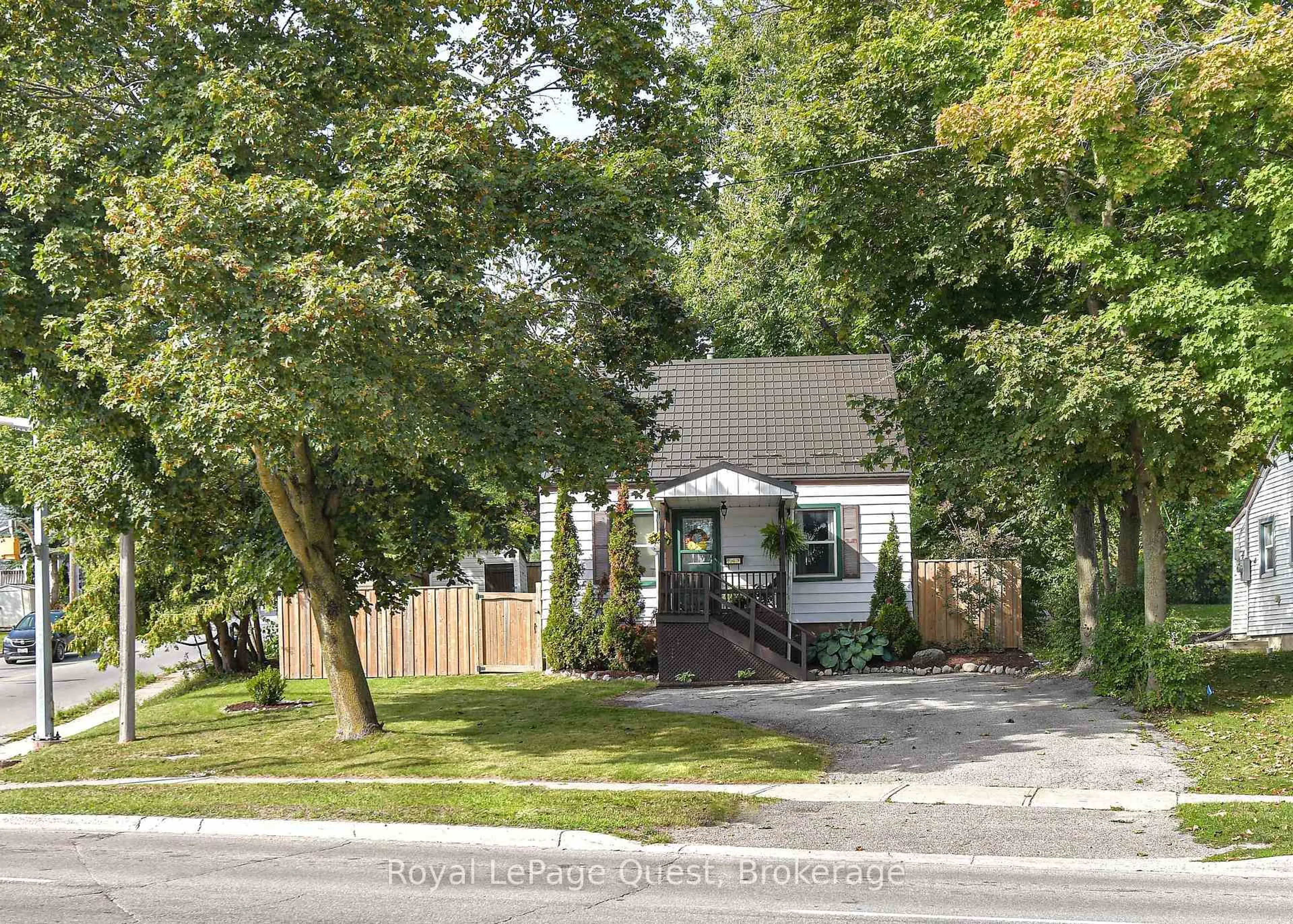 Unknown for 167 Memorial Ave, Orillia Ontario L3V 5X5