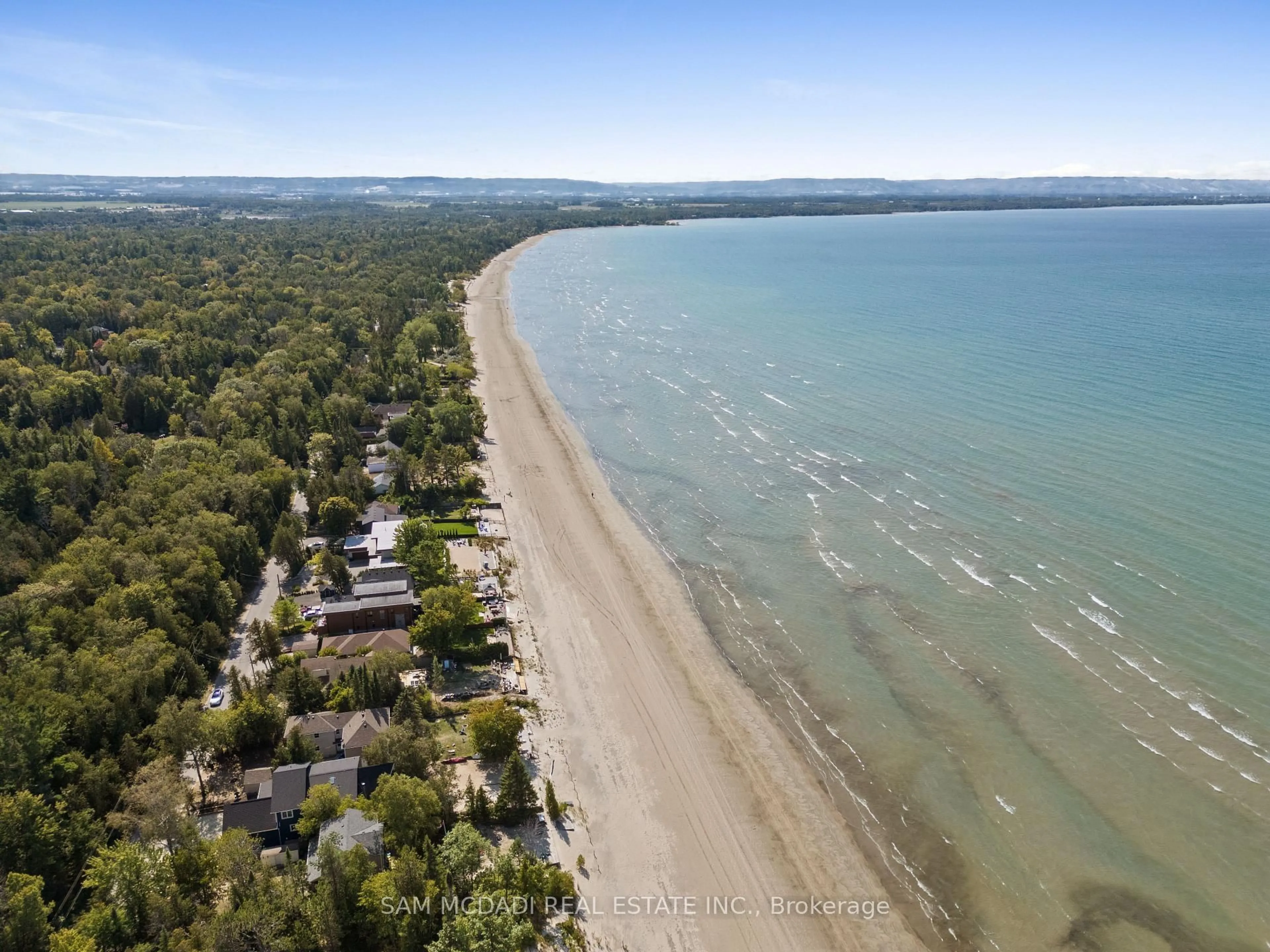 A pic from outside/outdoor area/front of a property/back of a property/a pic from drone, water/lake/river/ocean view for 68 41st St, Wasaga Beach Ontario L9Z 1Z6