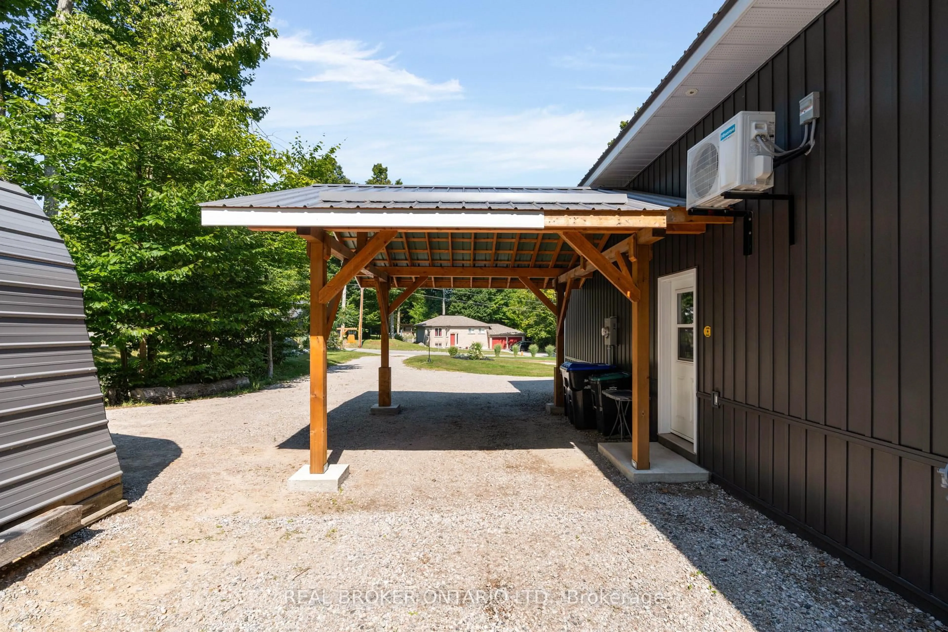 Patio, unknown for 122 Timcourt Dr, Tiny Ontario L9M 0B9