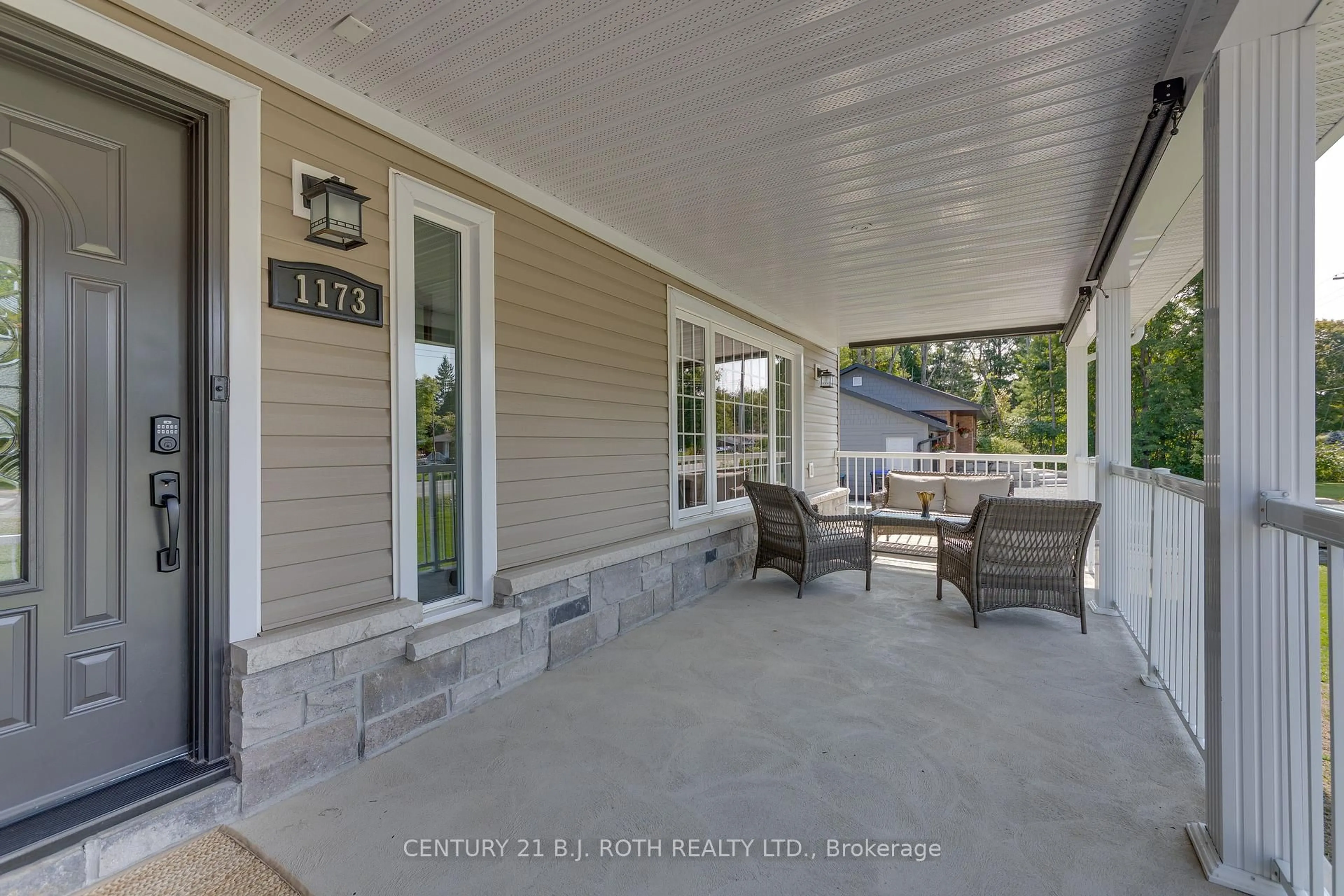 Patio, unknown for 1173 St Vincent St, Springwater Ontario L9X 0R2