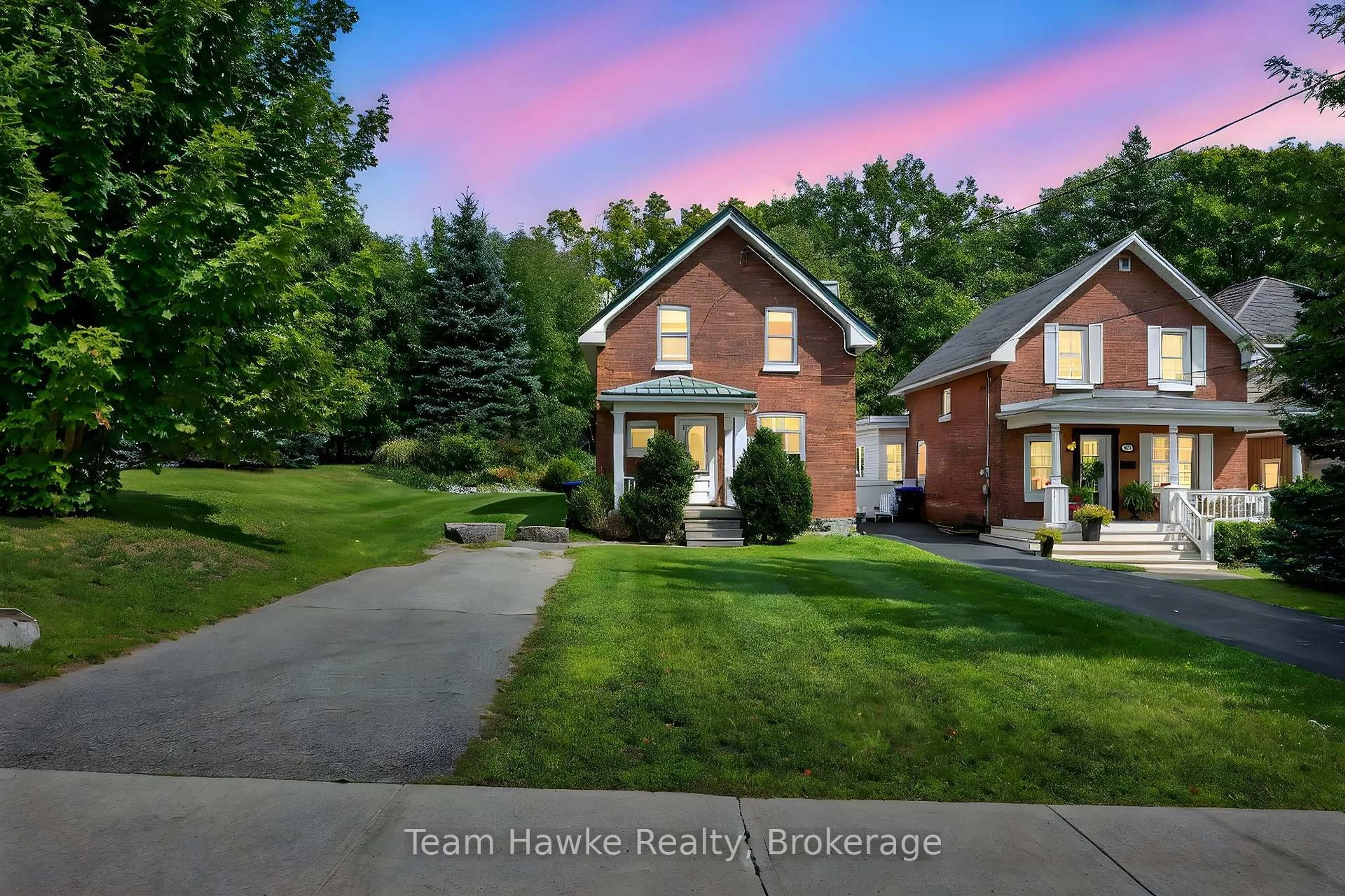 Home with brick exterior material, street for 343 Fifth St, Midland Ontario L4R 3W7