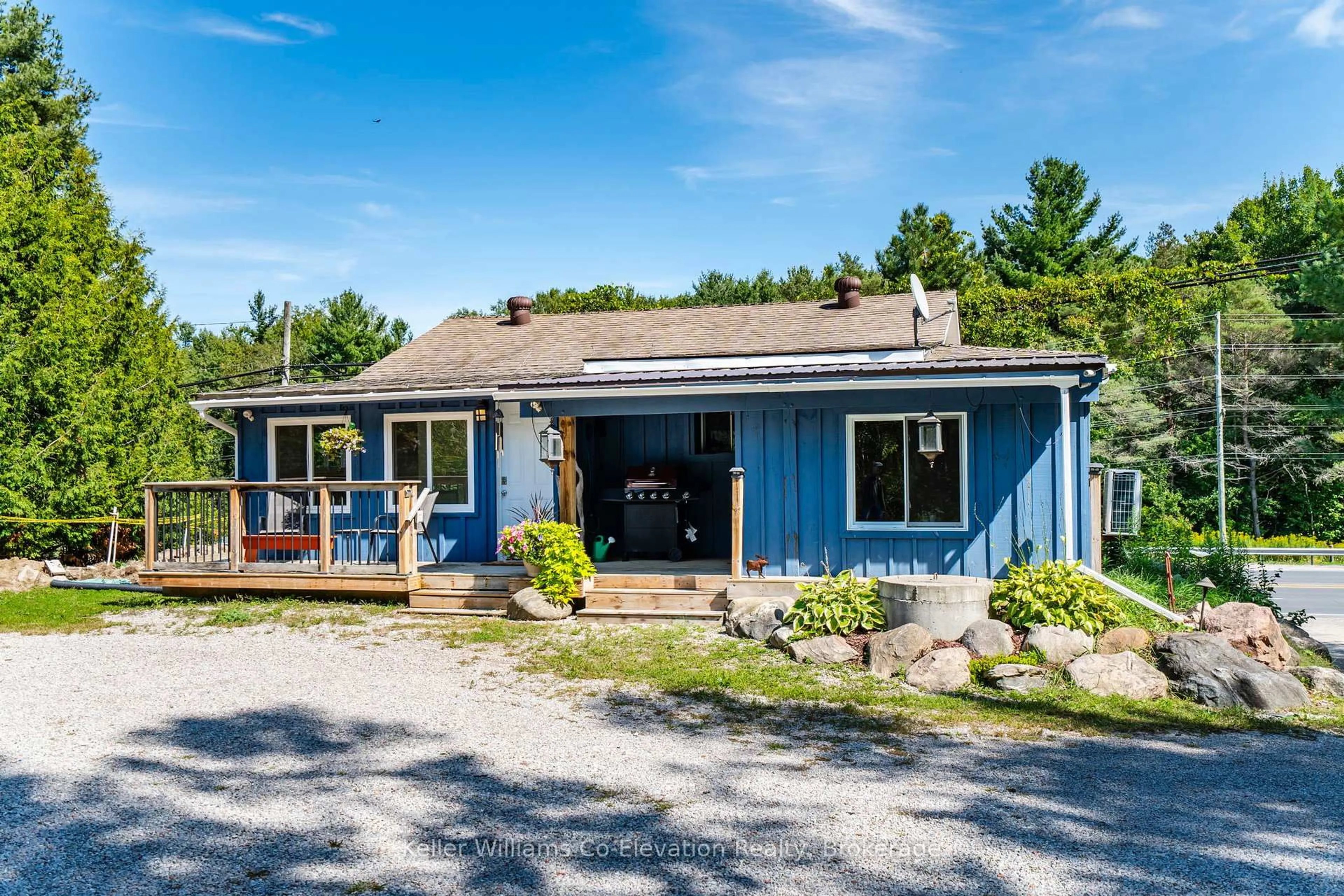 Unknown for 9752 County Road 93 Rd, Midland Ontario L4R 5K5