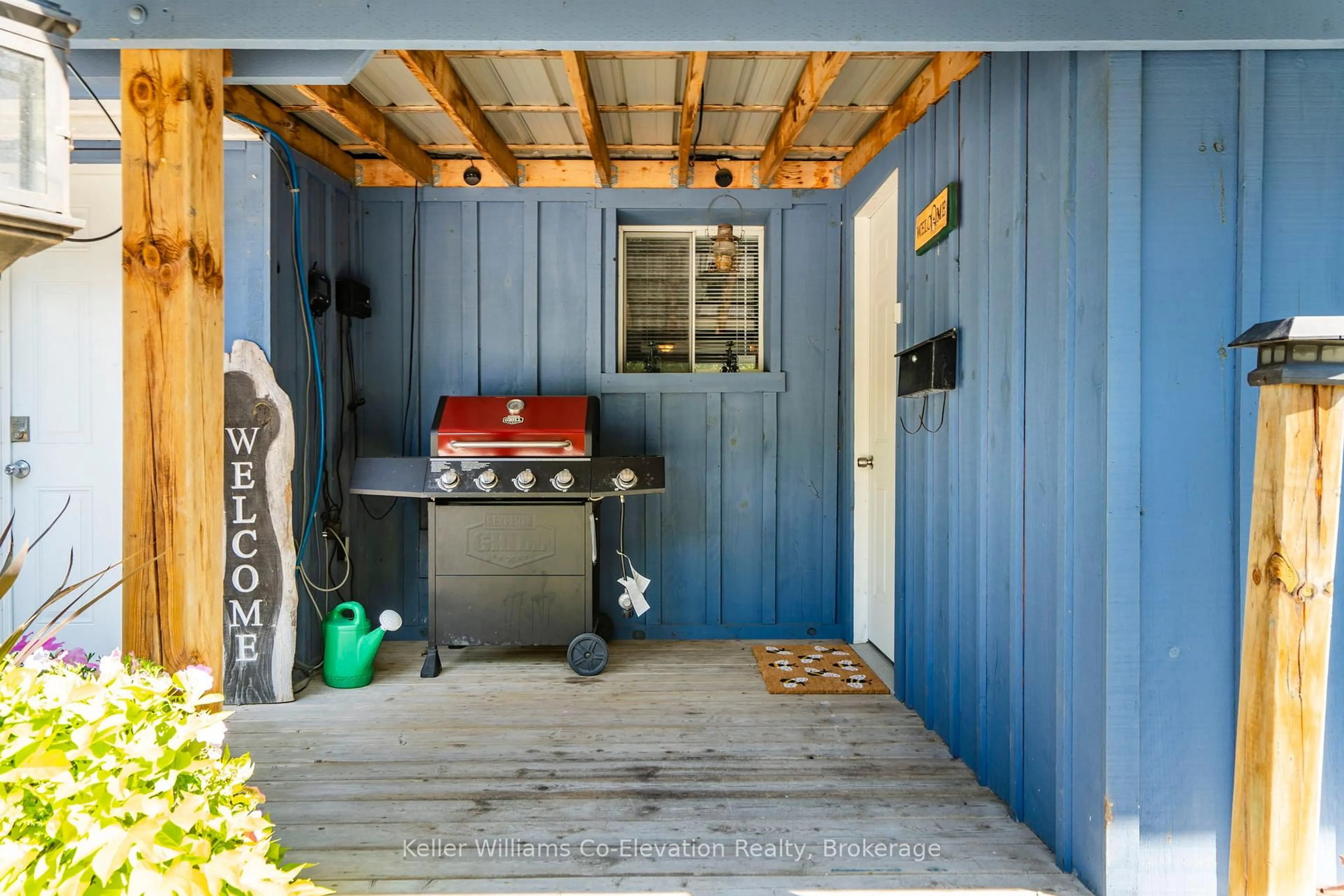 Patio, street for 9752 County Road 93 Rd, Midland Ontario L4R 5K5