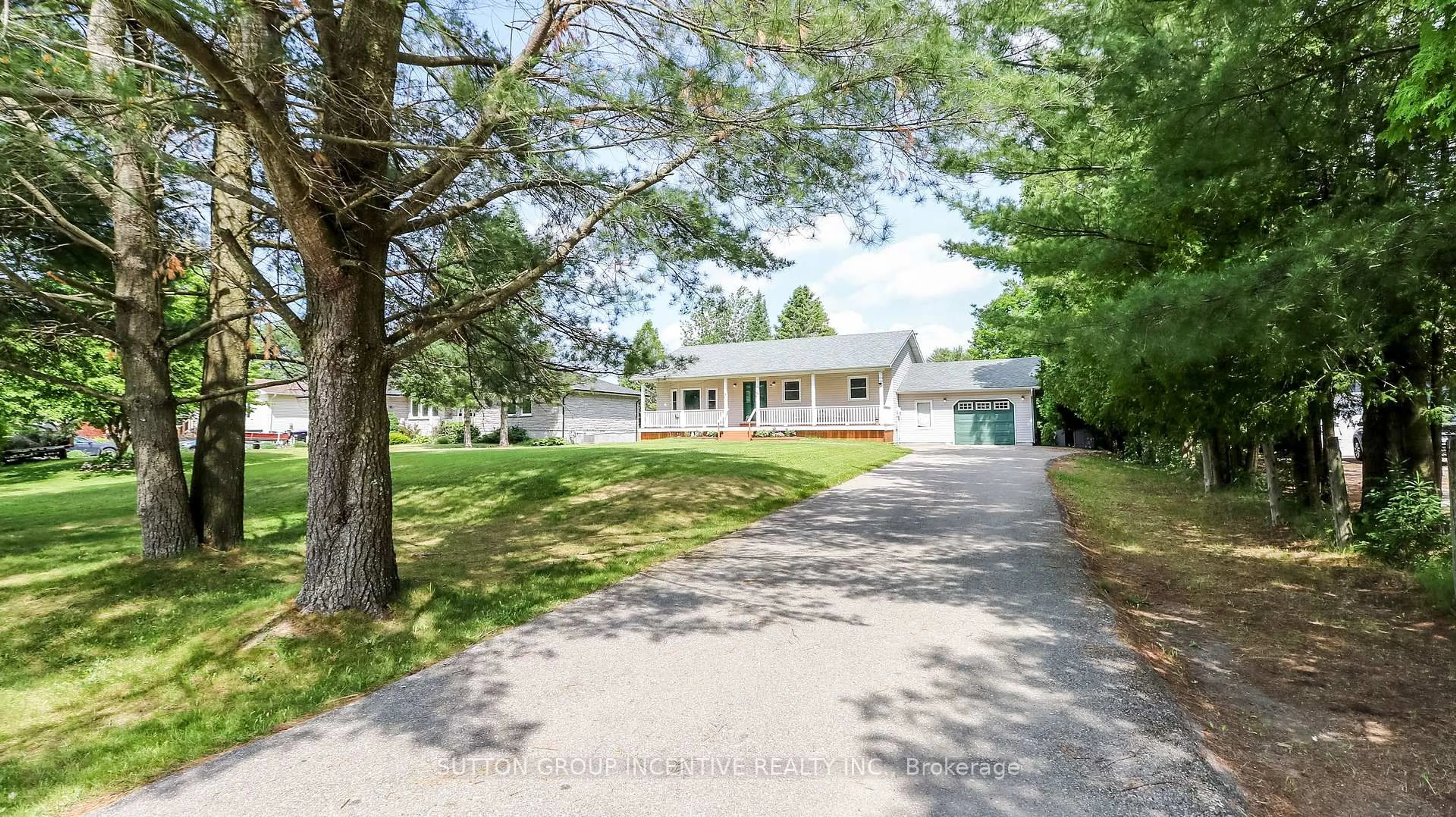 A pic from outside/outdoor area/front of a property/back of a property/a pic from drone, street for 54 Mill St, Springwater Ontario L0L 1V0