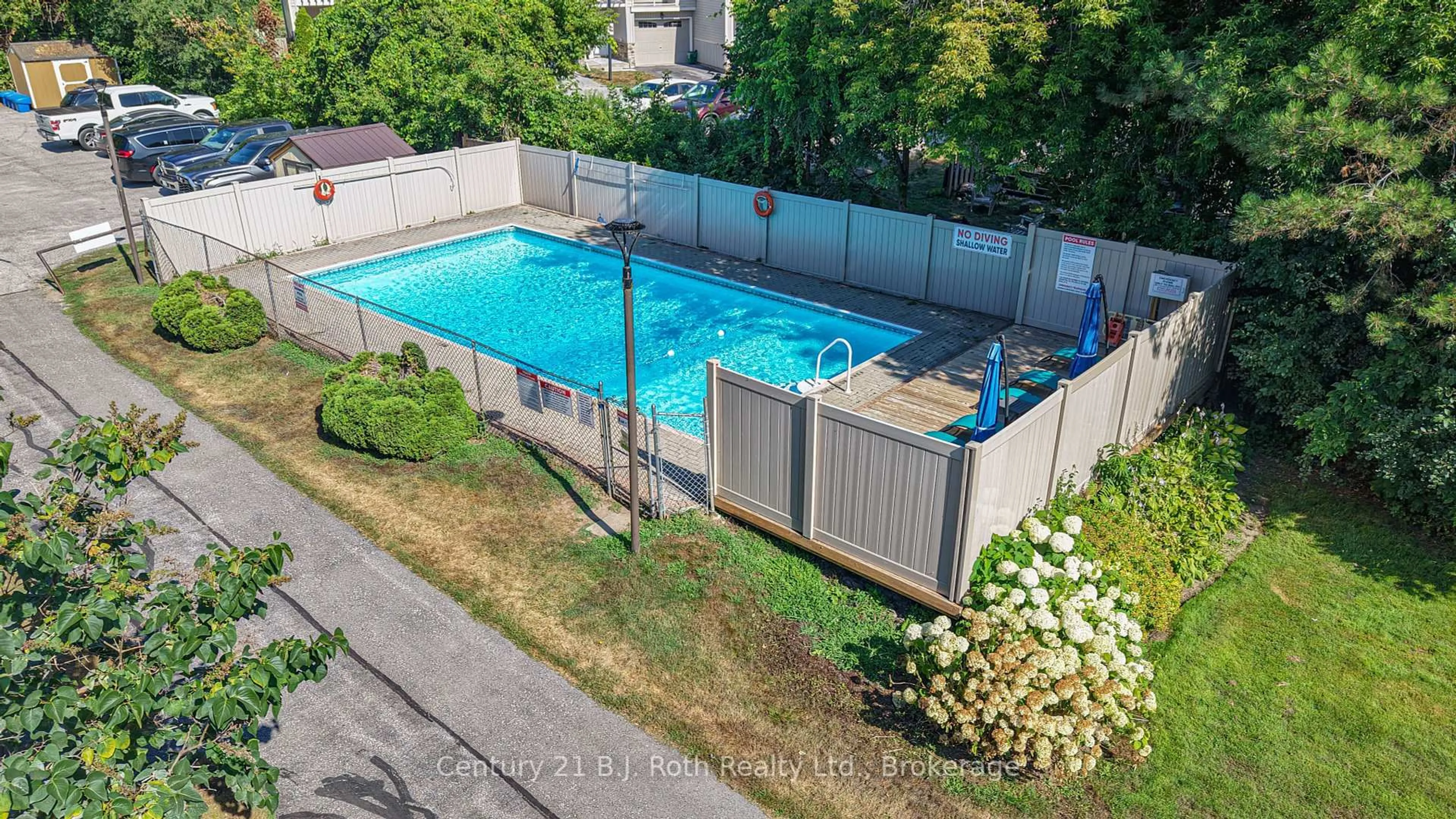 Pool for 40 Victoria Cres #21, Orillia Ontario L3V 6N6