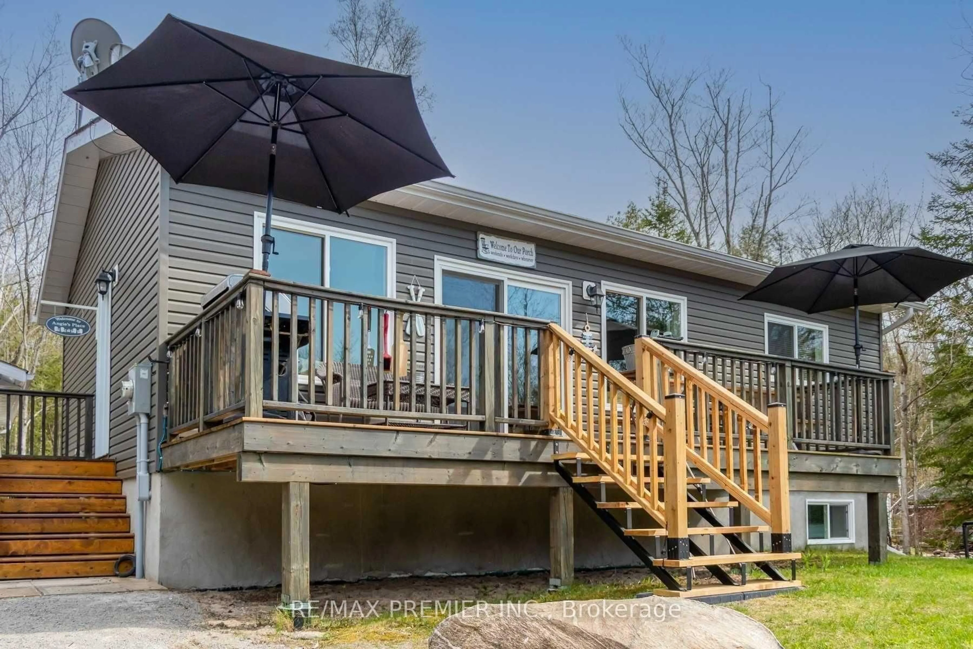 Patio, water/lake/river/ocean view for 2288 Champlain Rd, Tiny Ontario L9M 0C6