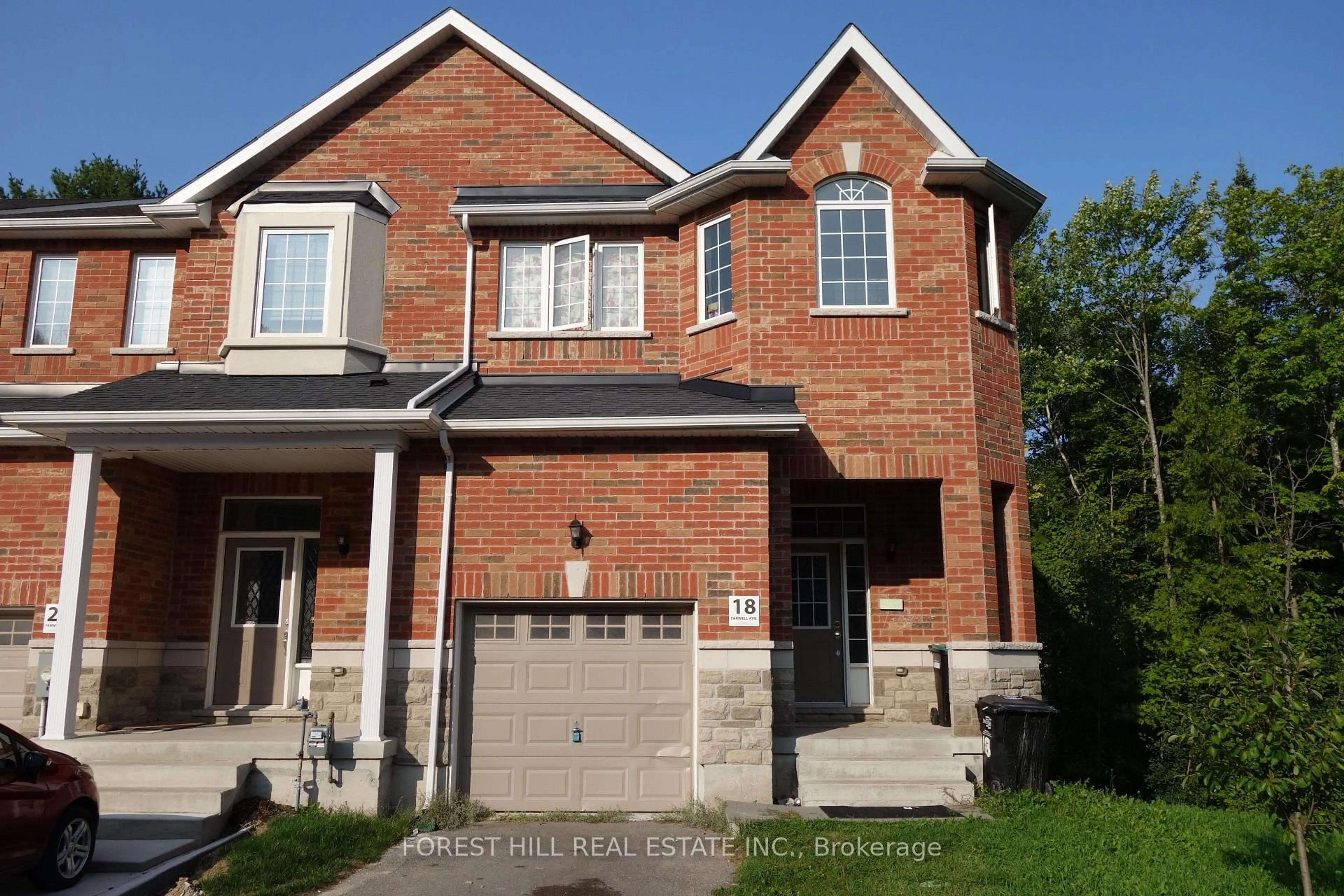 Home with brick exterior material, street for 18 Farwell Ave, Wasaga Beach Ontario L9Z 0H3