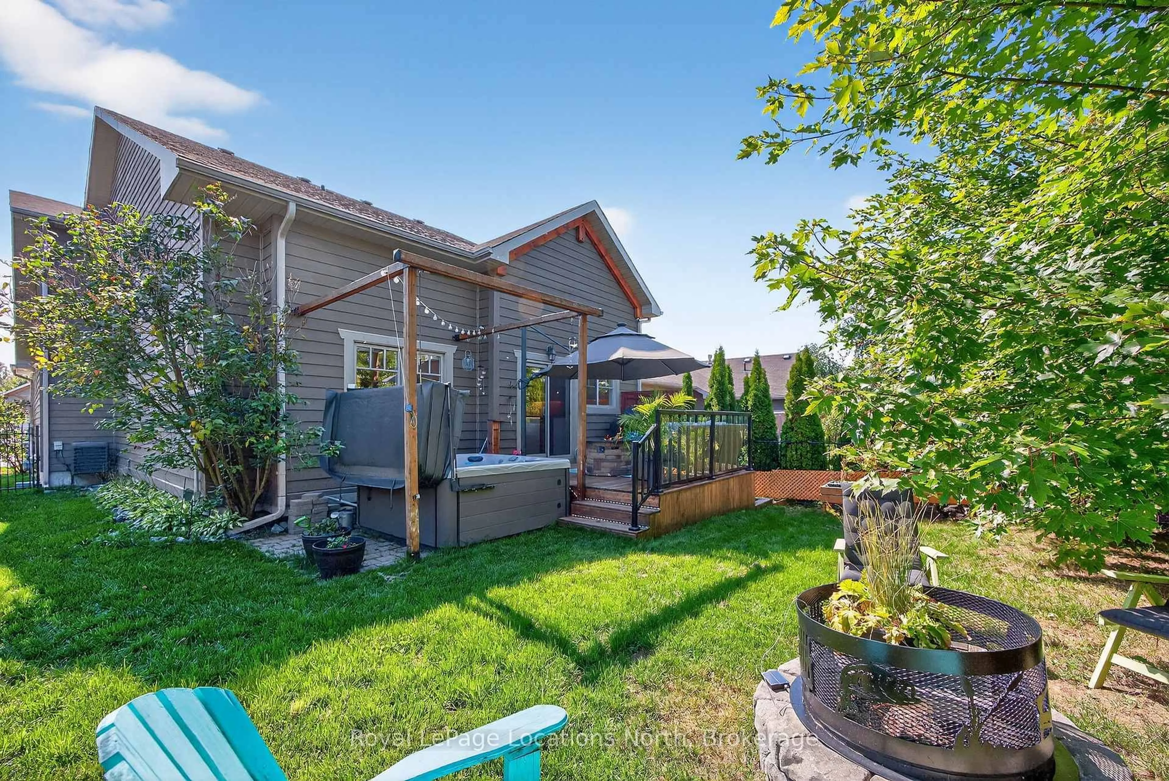 Patio, unknown for 69 Landscape Dr, Oro-Medonte Ontario L0L 2L0