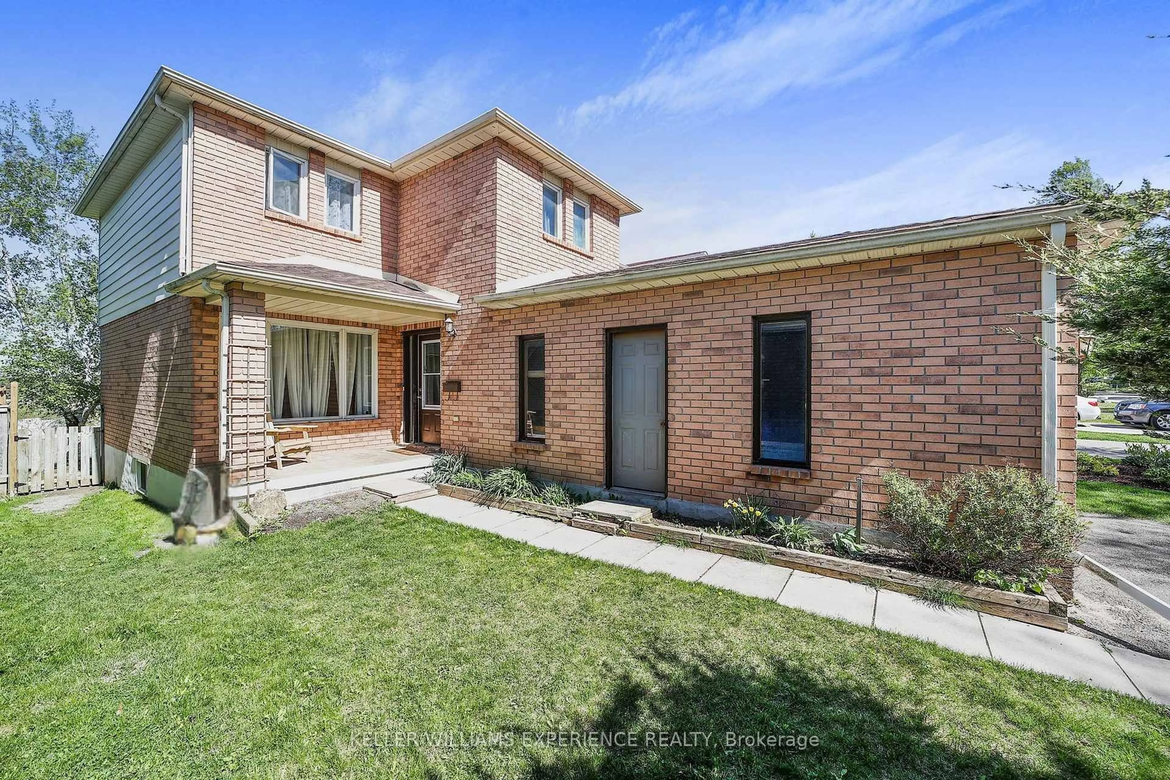 Home with brick exterior material, street for 45 Garden Dr, Barrie Ontario L4N 5T8