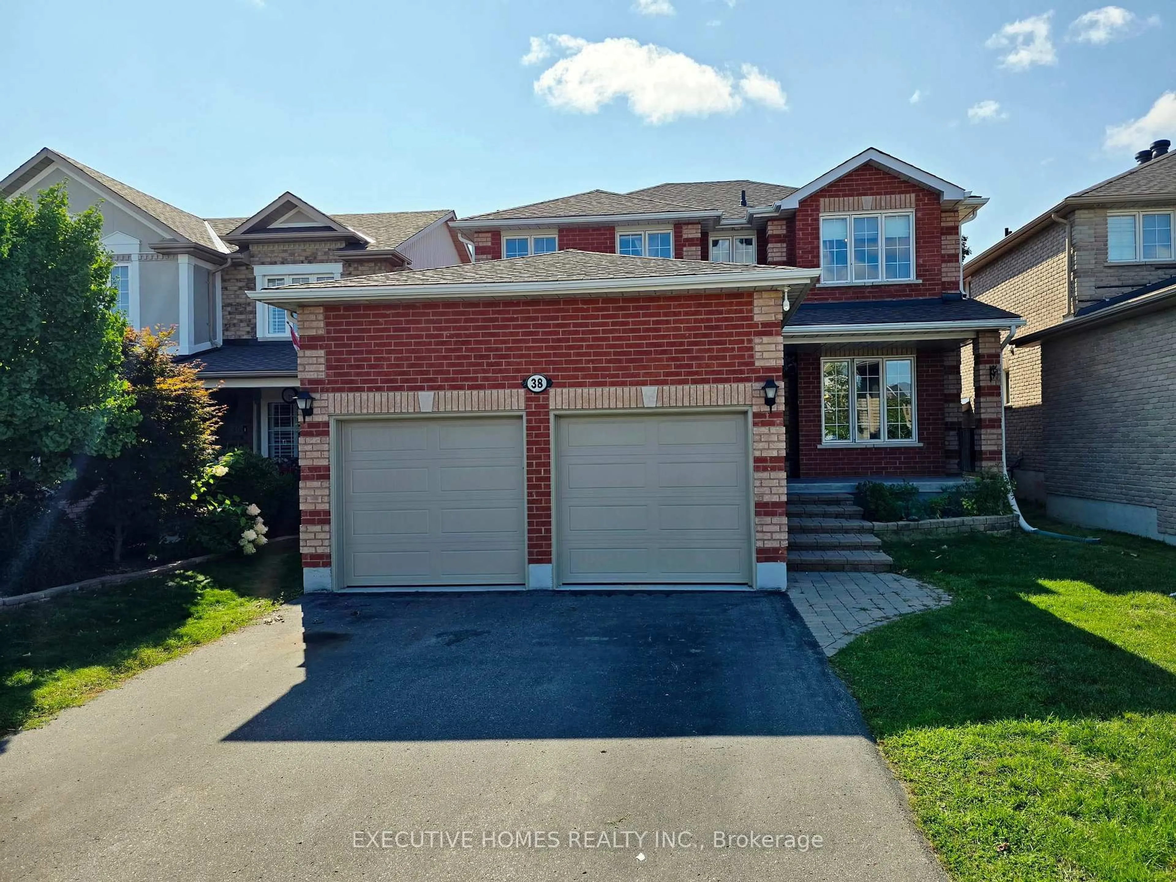 Home with brick exterior material, street for 38 SHERWOOD Crt, Barrie Ontario L4N 9V1