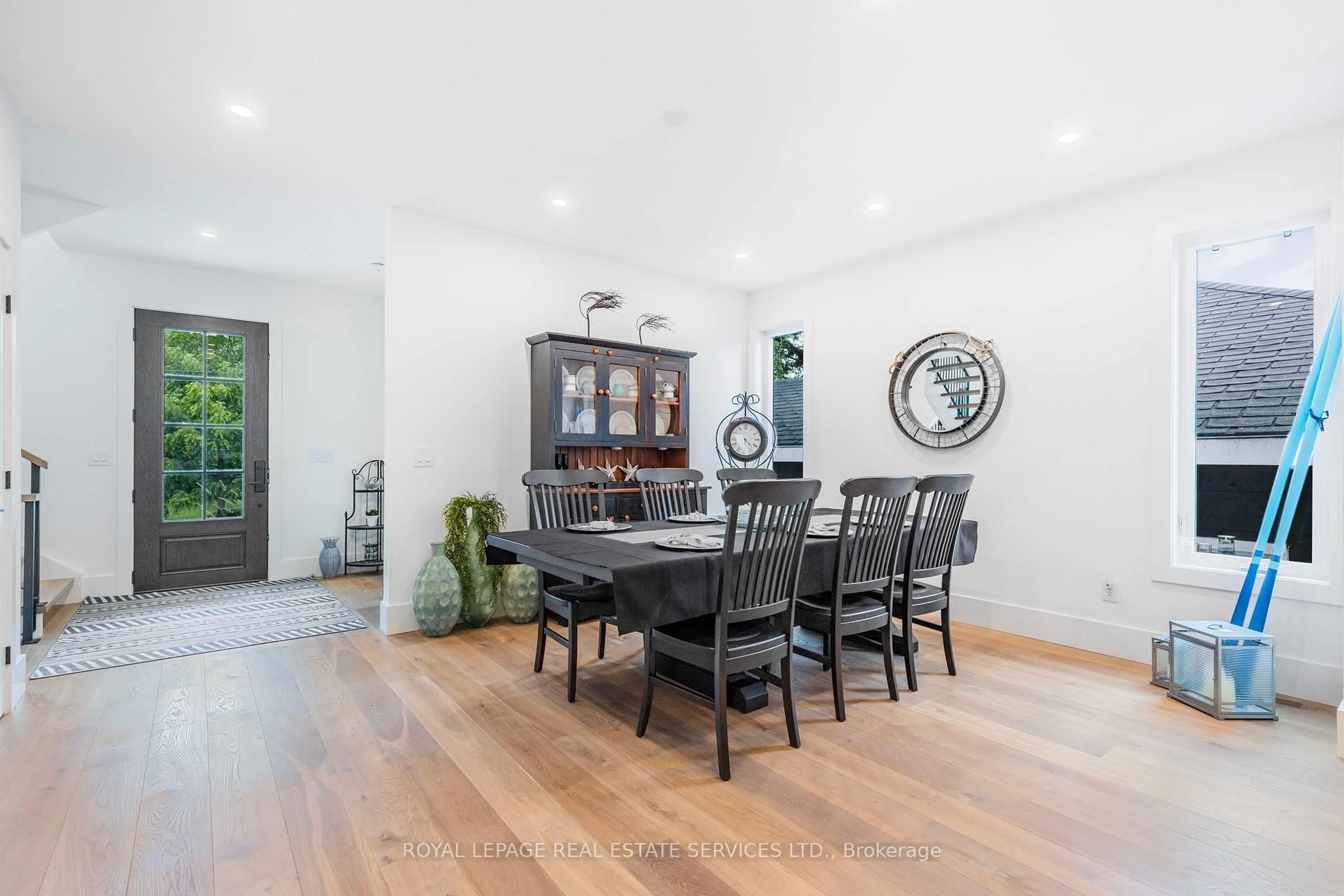 Dining room, unknown for 53 Niagara St, Collingwood Ontario L9Y 3X1