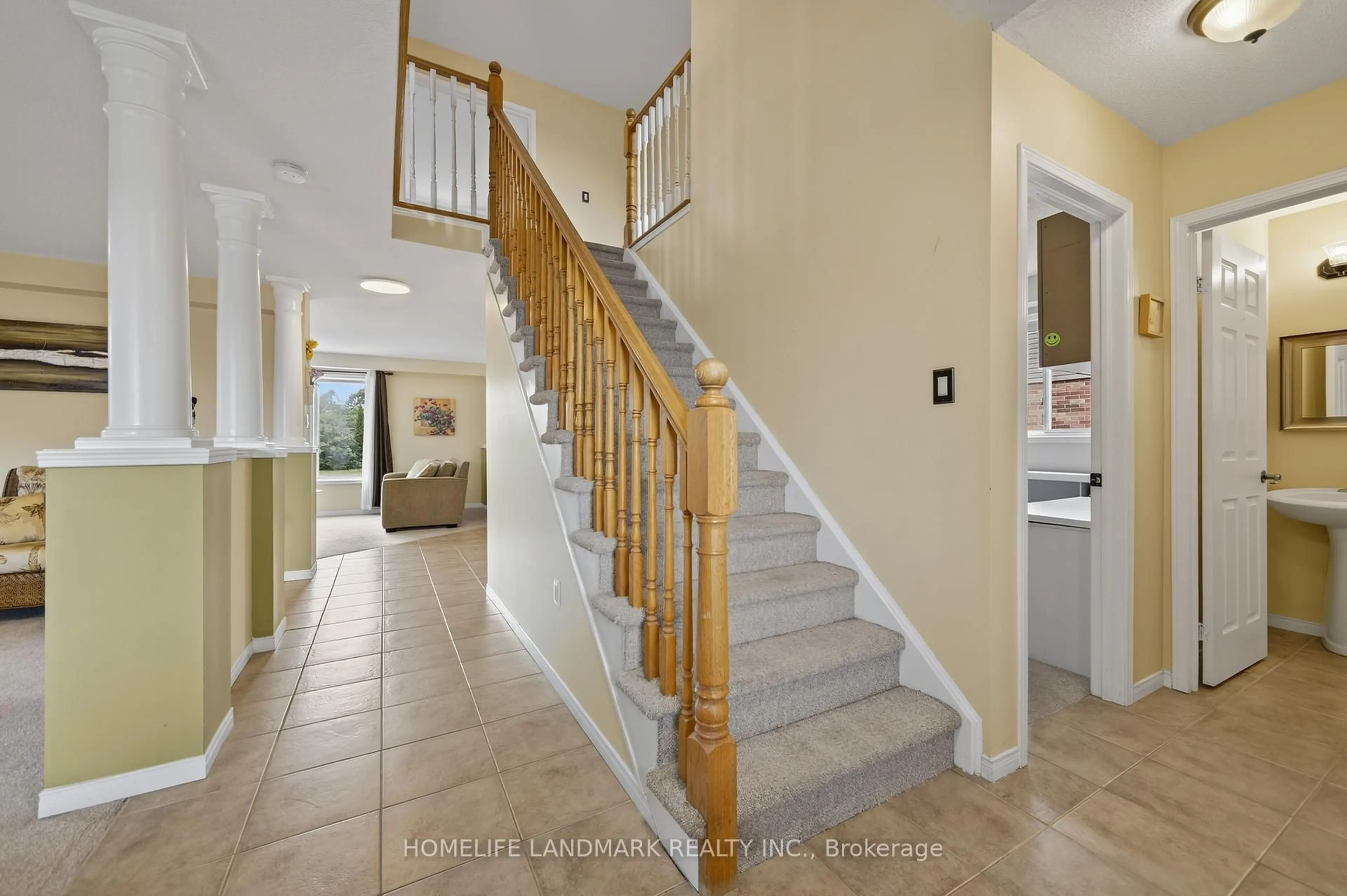 Unknown for 352 Georgian Dr, Barrie Ontario L4M 7B6