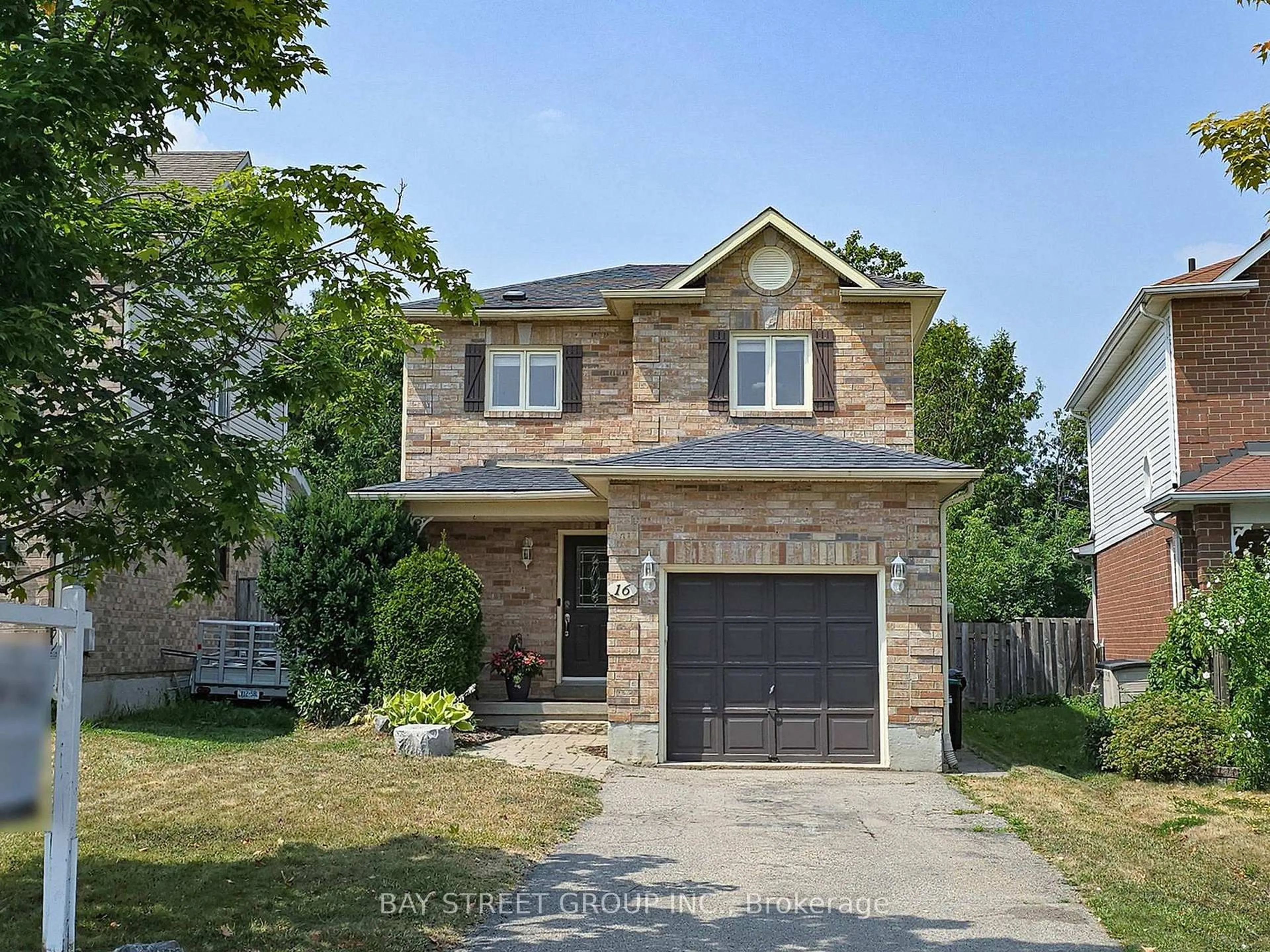 Home with brick exterior material, street for 16 Bates Crt, Barrie Ontario L4N 8L8