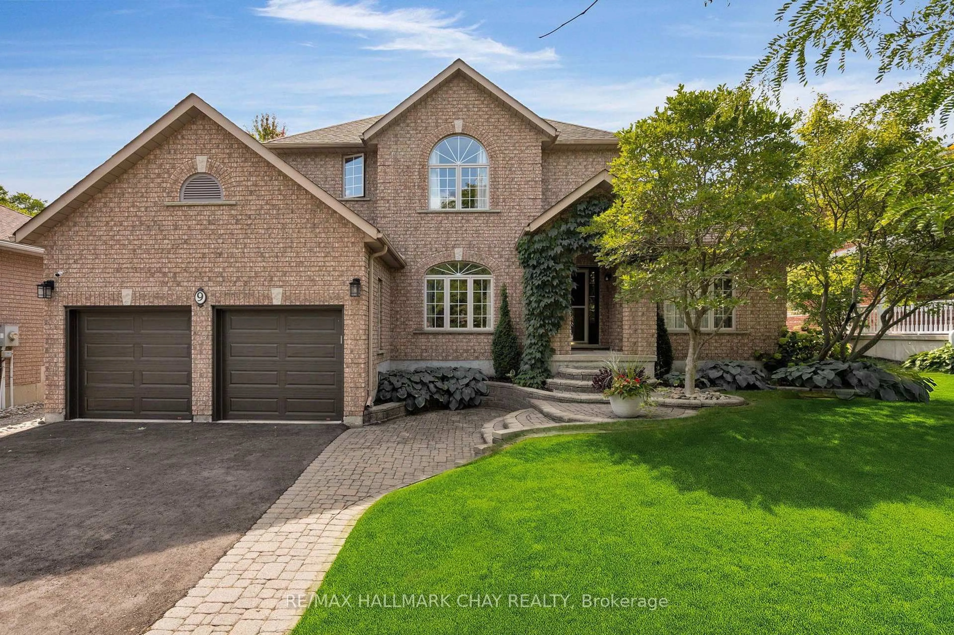 Home with brick exterior material, street for 9 Crimson Ridge Rd, Barrie Ontario L4N 8P2