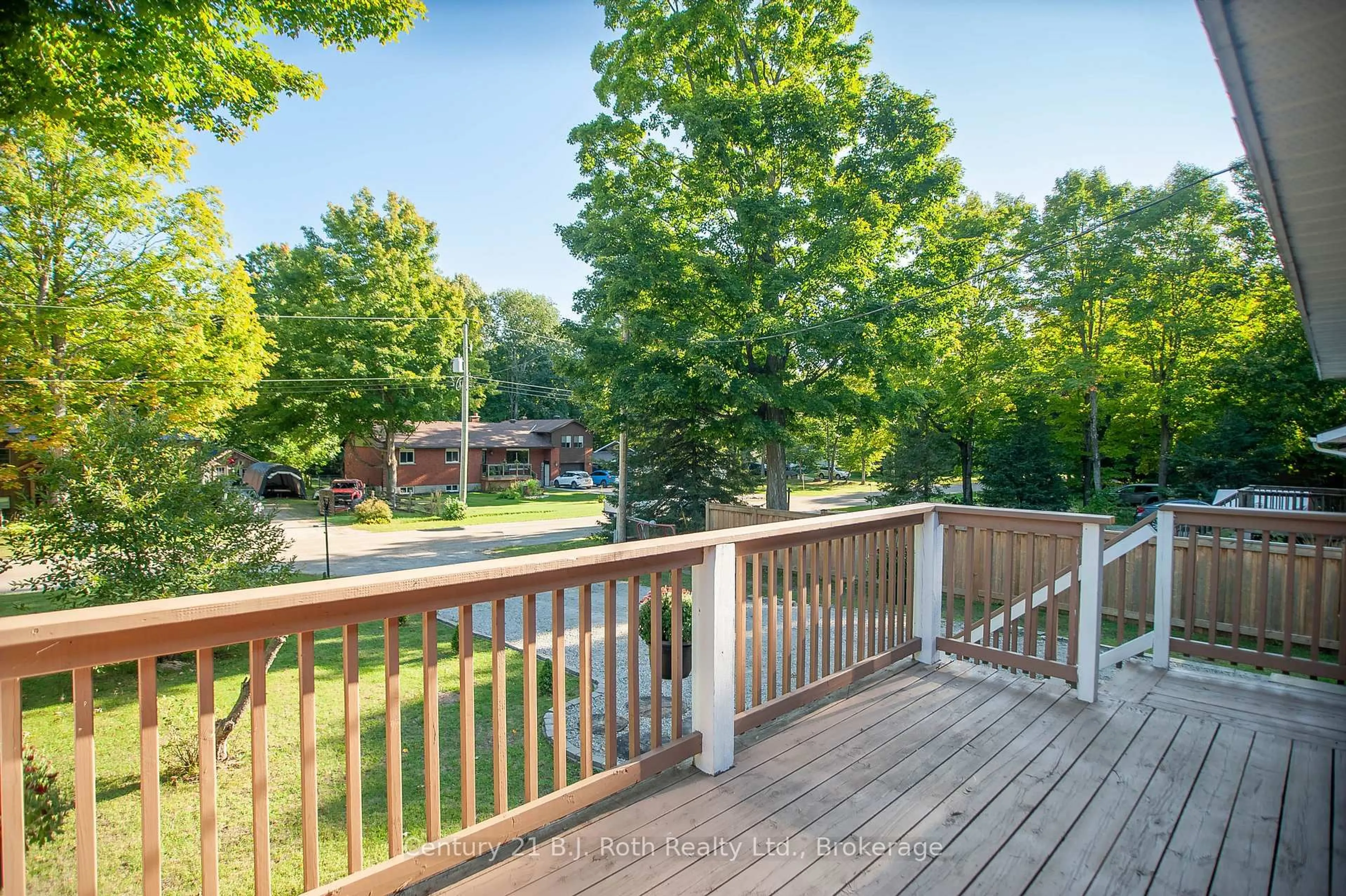 Patio, forest/trees view for 18 Mundy Ave, Tiny Ontario L9M 0B5