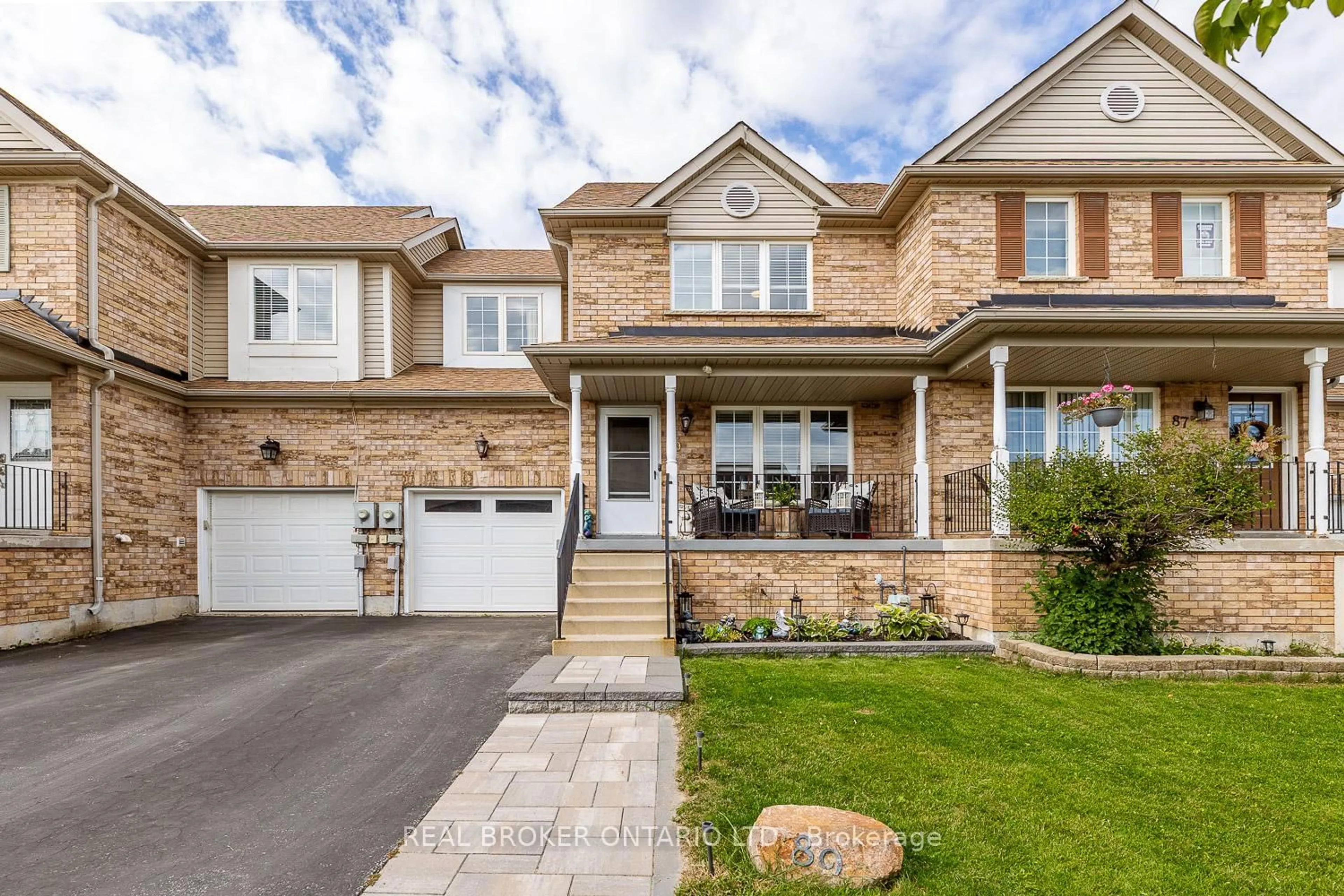 Home with brick exterior material, street for 89 Bentley Cres, Barrie Ontario L4N 0Z1