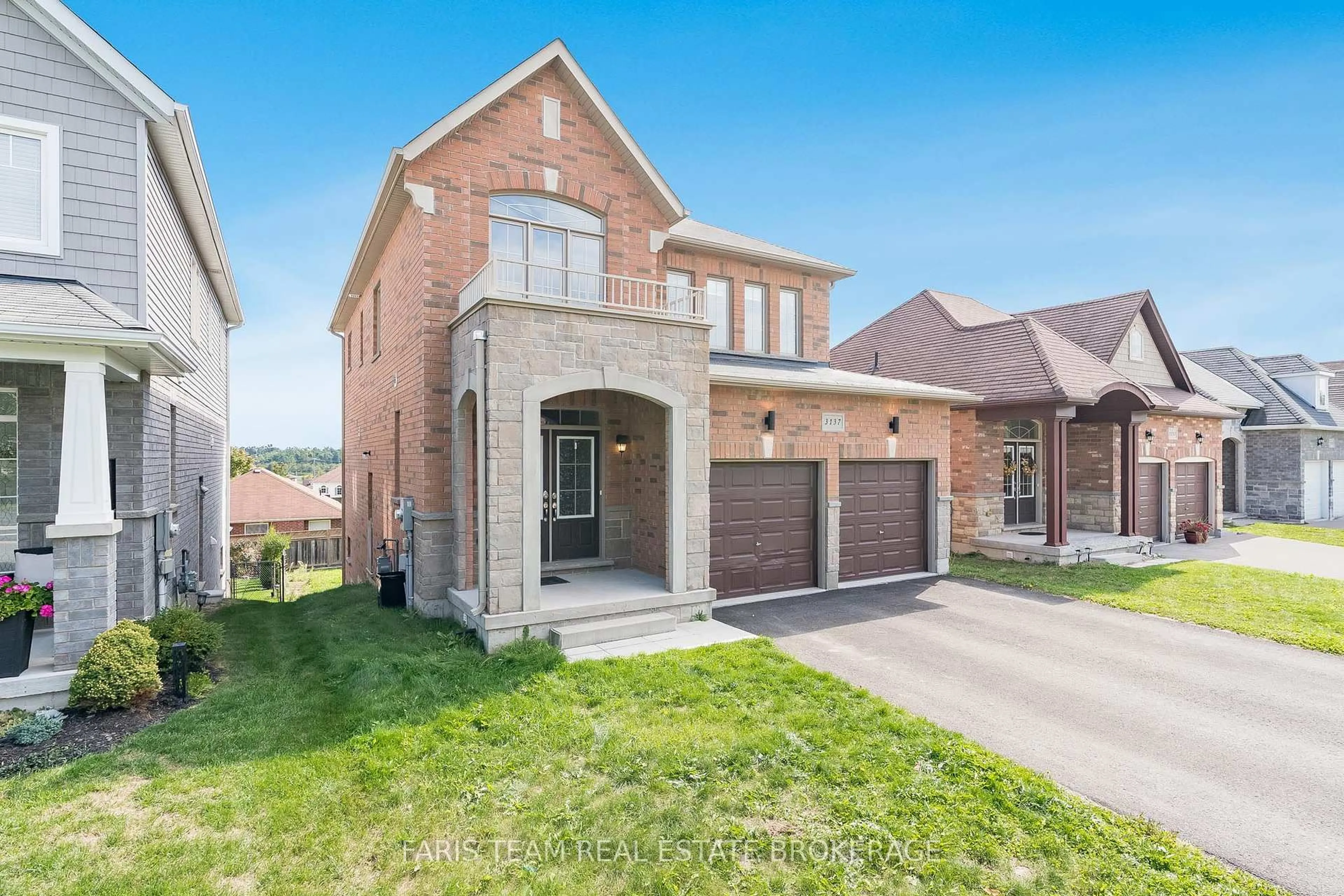 Home with brick exterior material, street for 3137 Emperor Dr, Orillia Ontario L3V 6H2