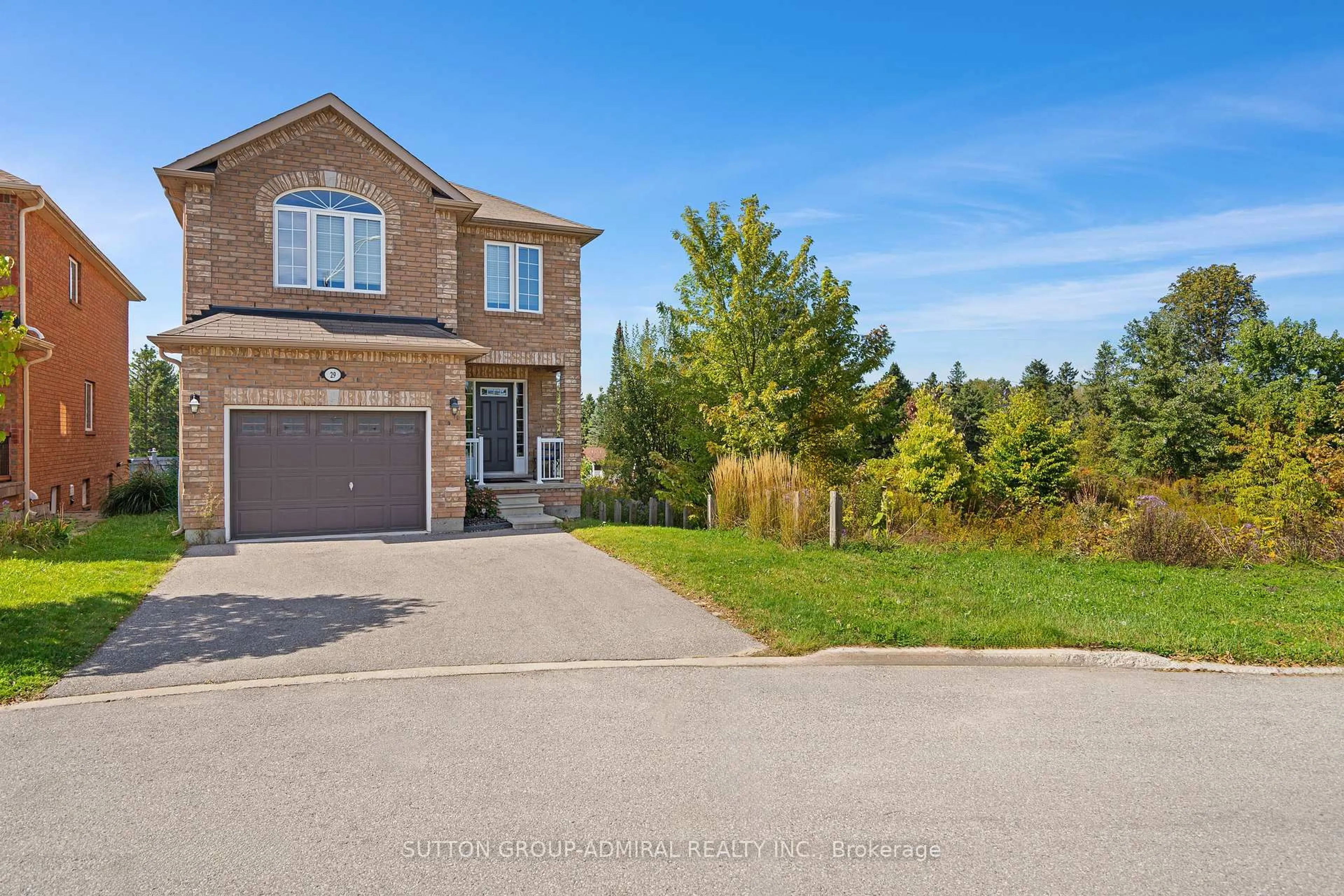 Unknown for 29 Crew Crt, Barrie Ontario L4N 5S4