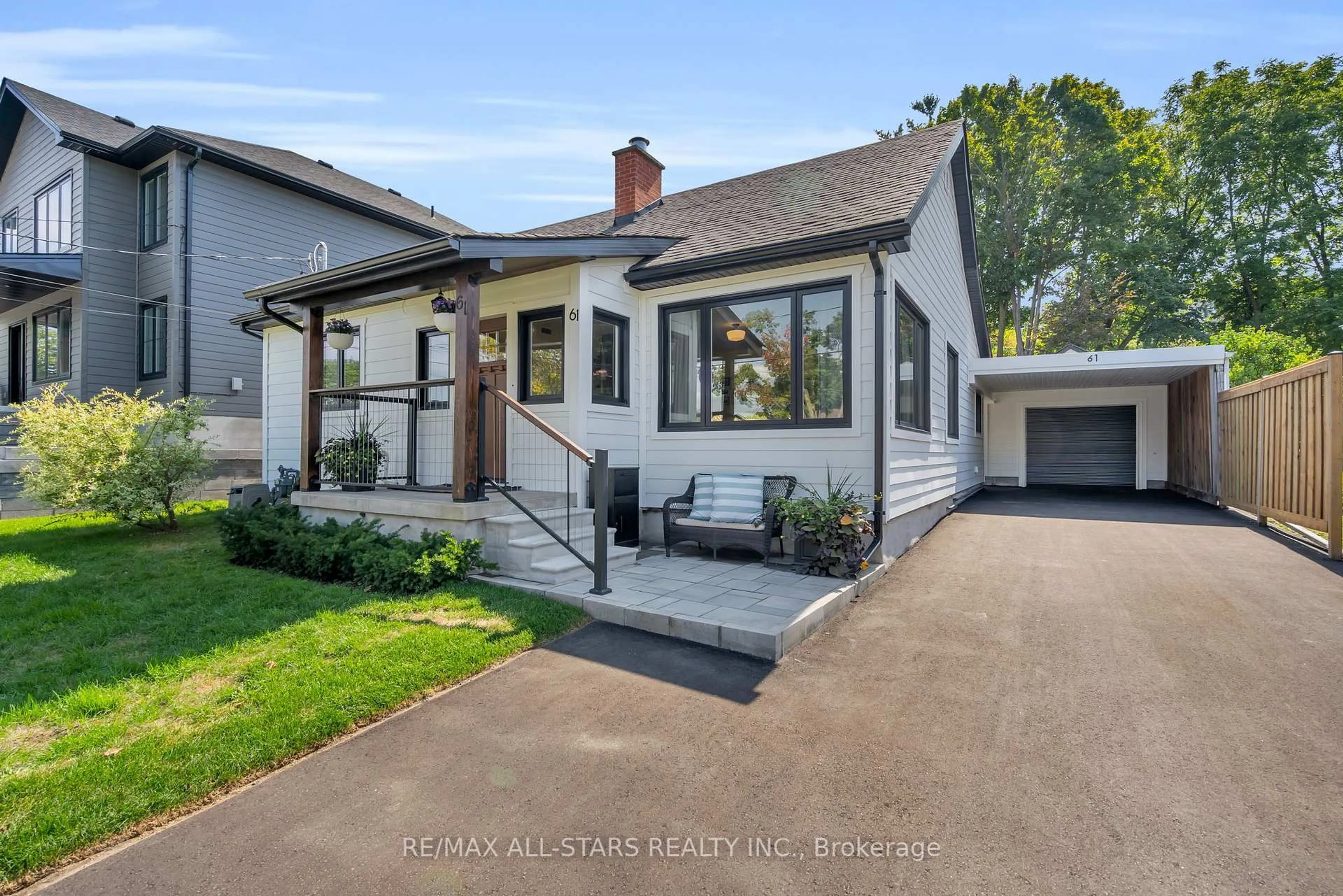 Unknown for 61 Holgate St, Barrie Ontario L4N 2T8