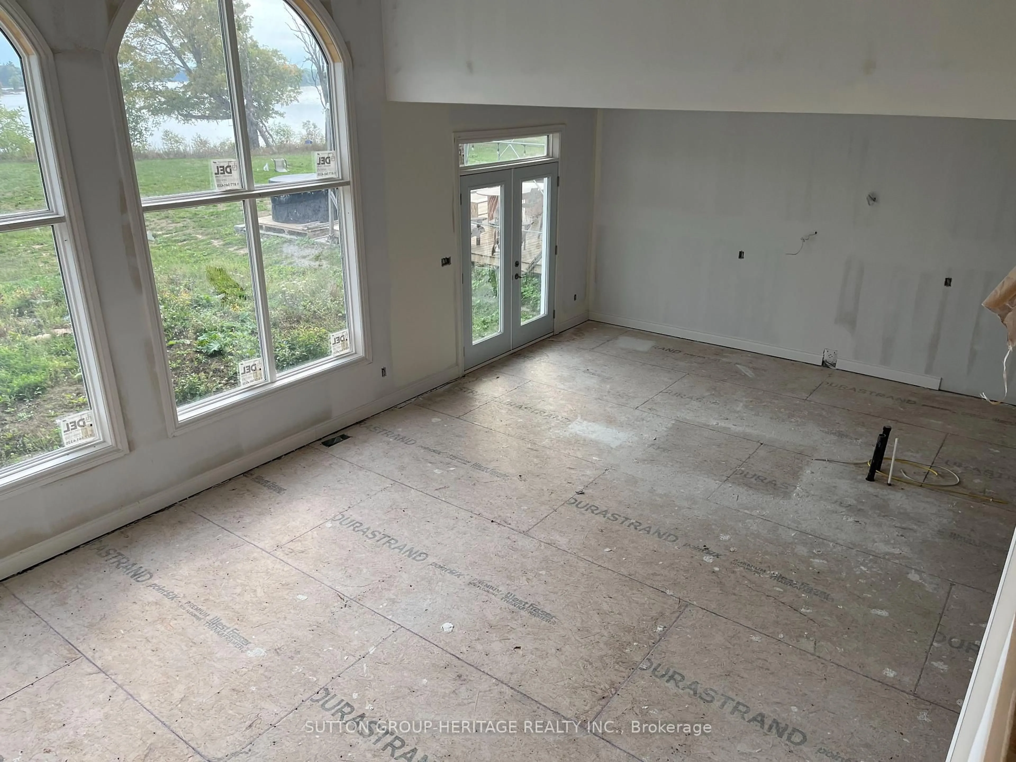 A pic of a room for 21 Rosy Beach Crt, Ramara Ontario L3V 8L2