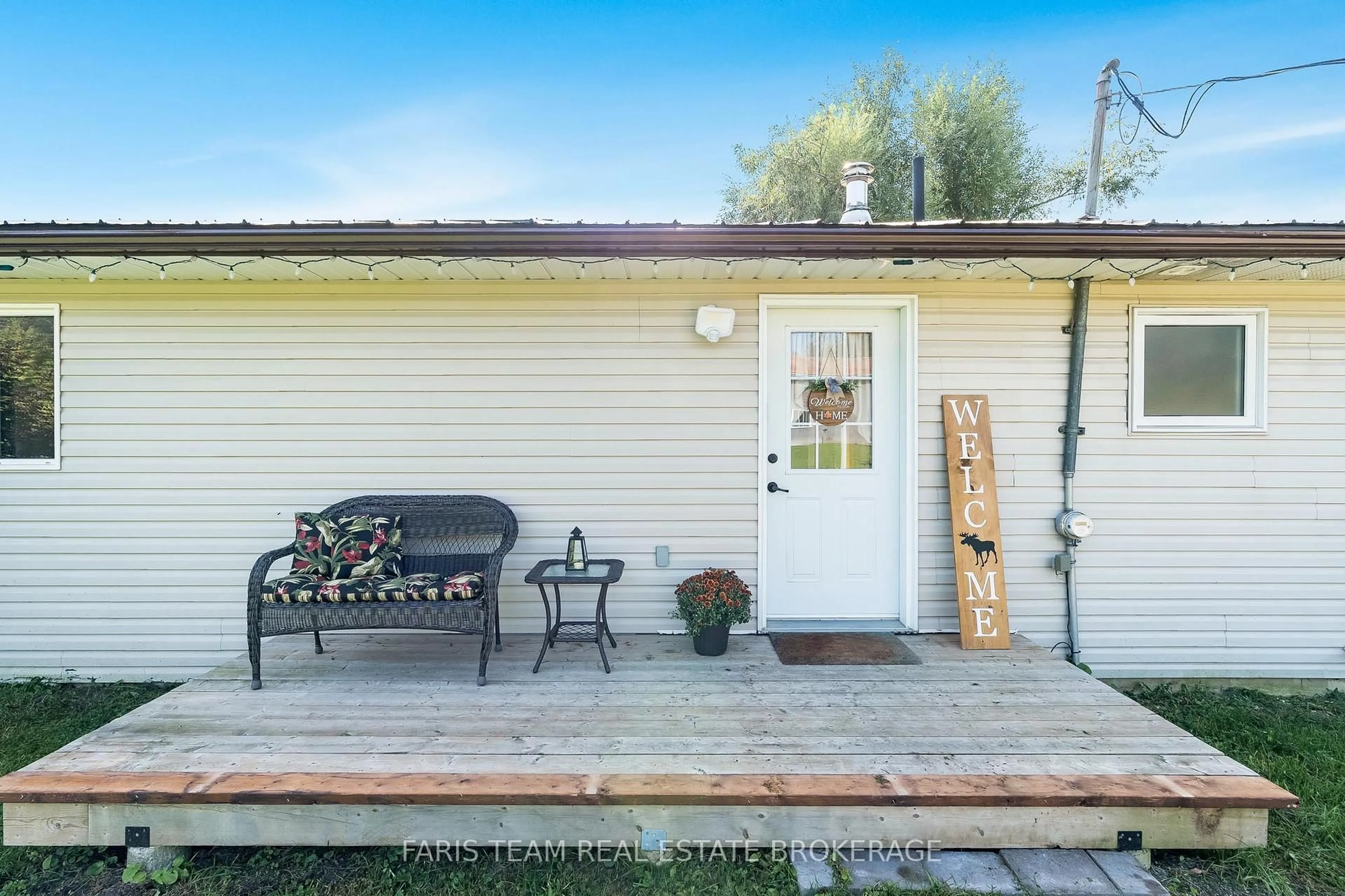 Patio, street for 2243 Anderson Line, Severn Ontario L0K 1E0