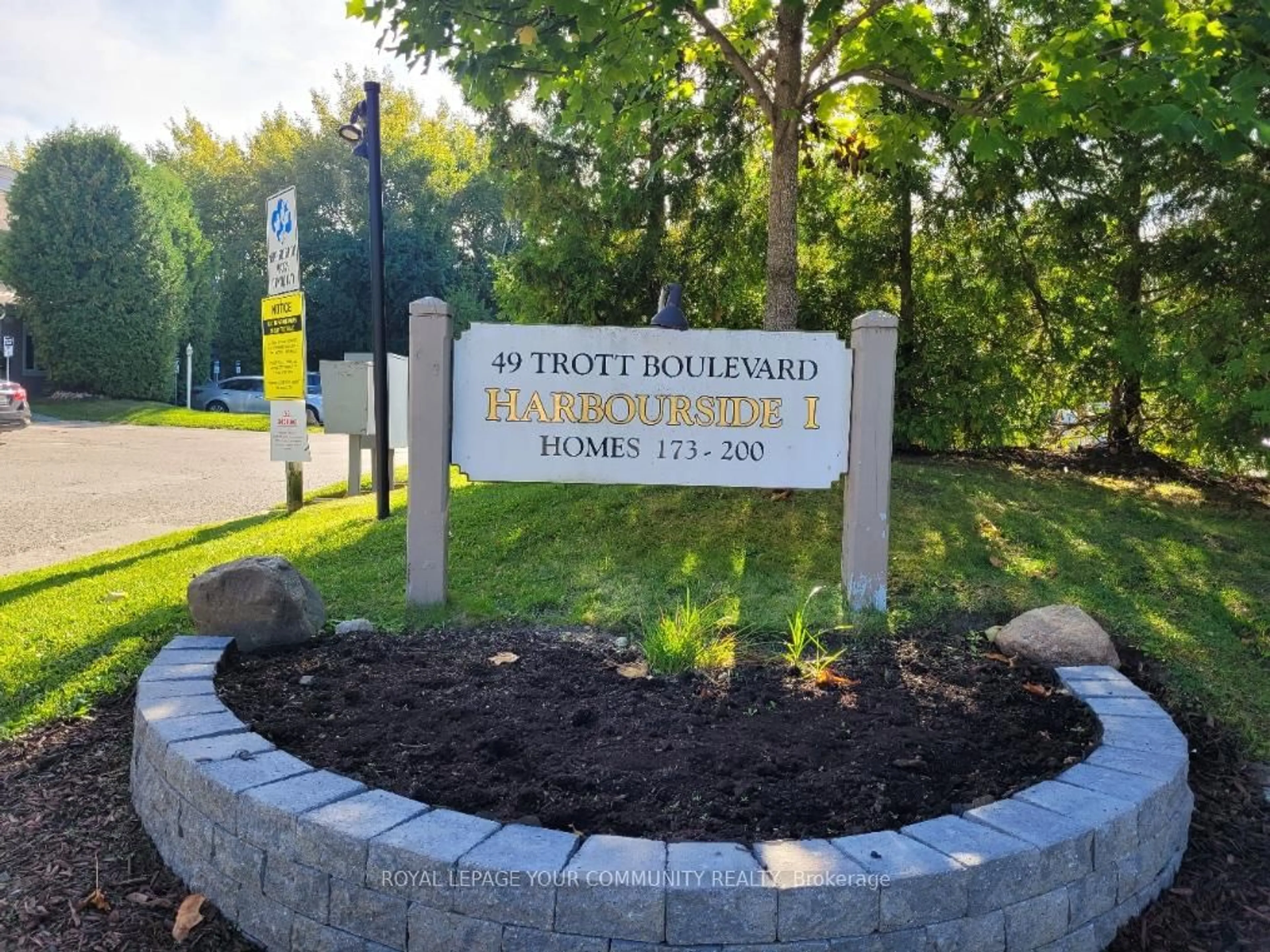 Unknown for 49 TROTT Blvd #179, Collingwood Ontario L9Y 5B8