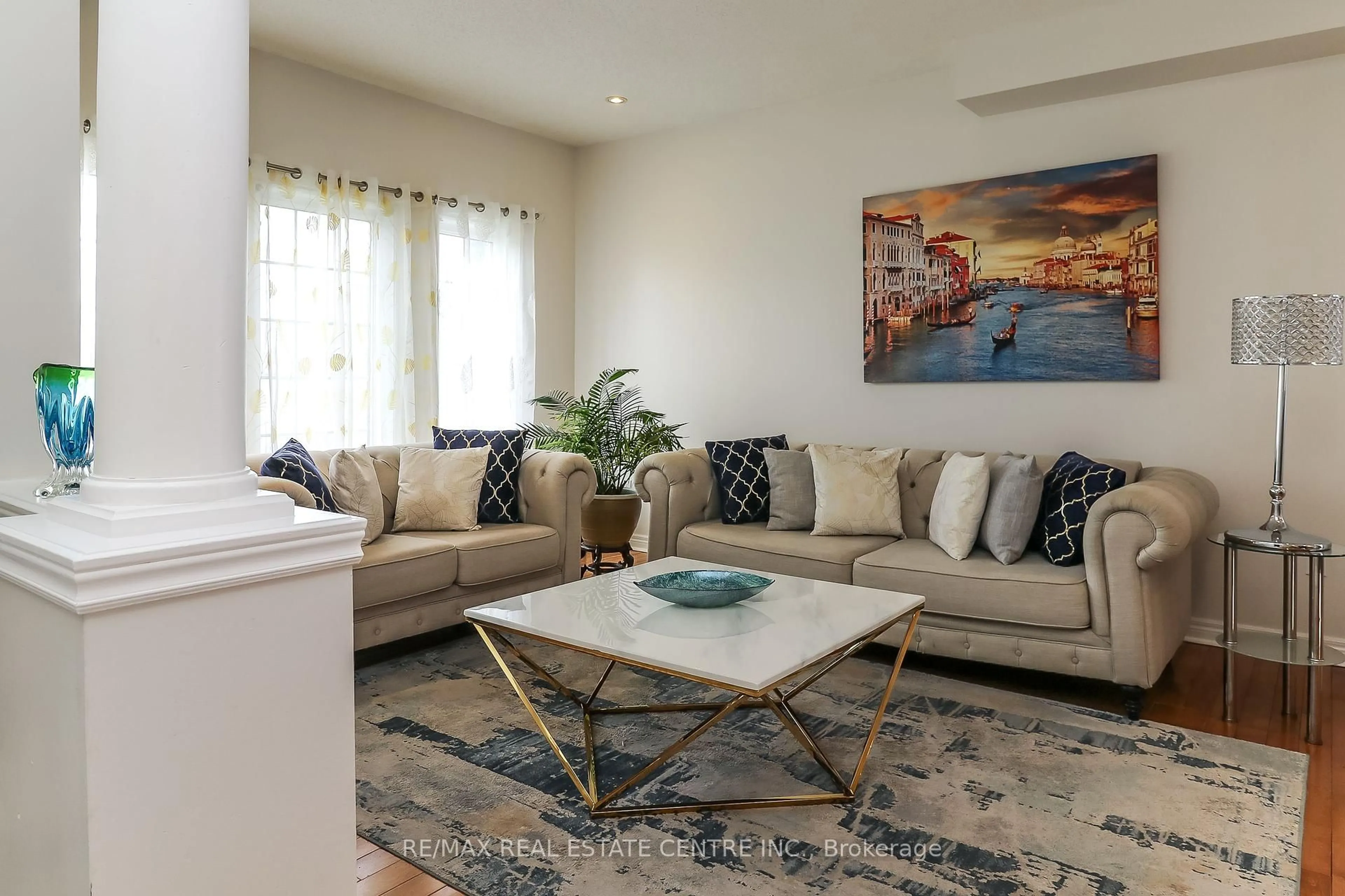 Living room with furniture, unknown for 1 Sandringham Dr, Barrie Ontario L4N 0J9