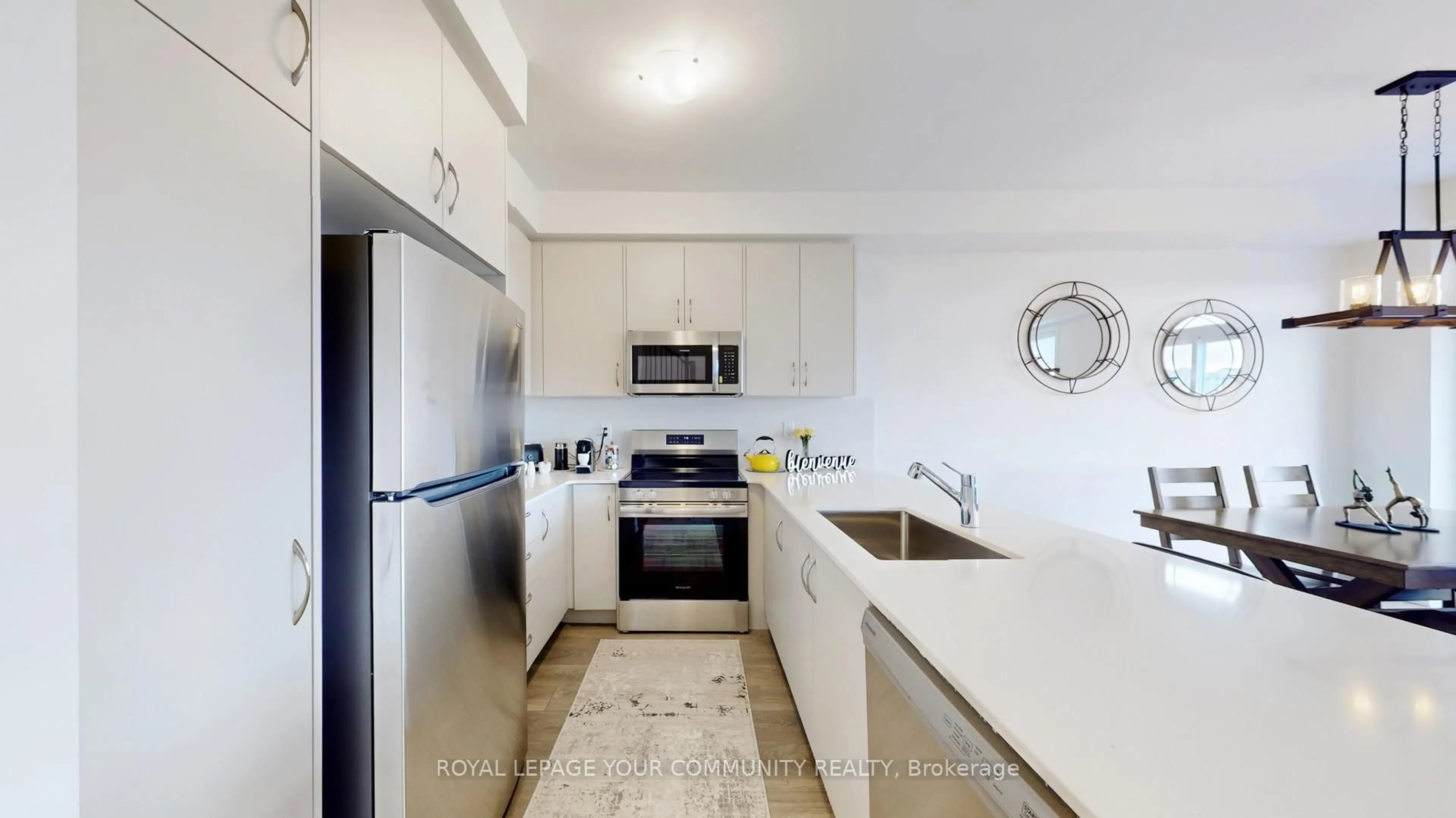 Standard kitchen, ceramic/tile floor for 127 Greer St, Barrie Ontario L9J 0R7