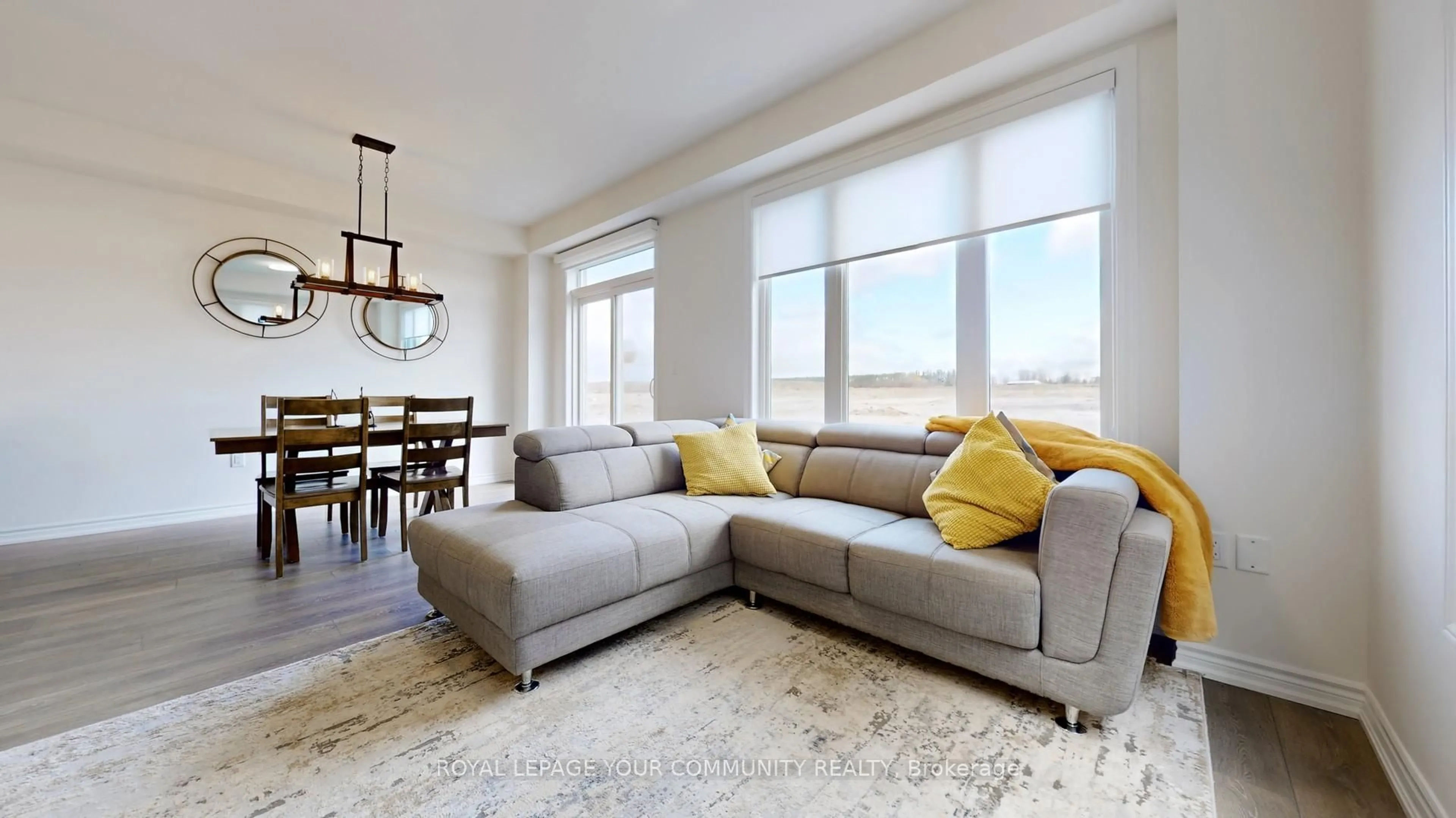 Living room with furniture, unknown for 127 Greer St, Barrie Ontario L9J 0R7