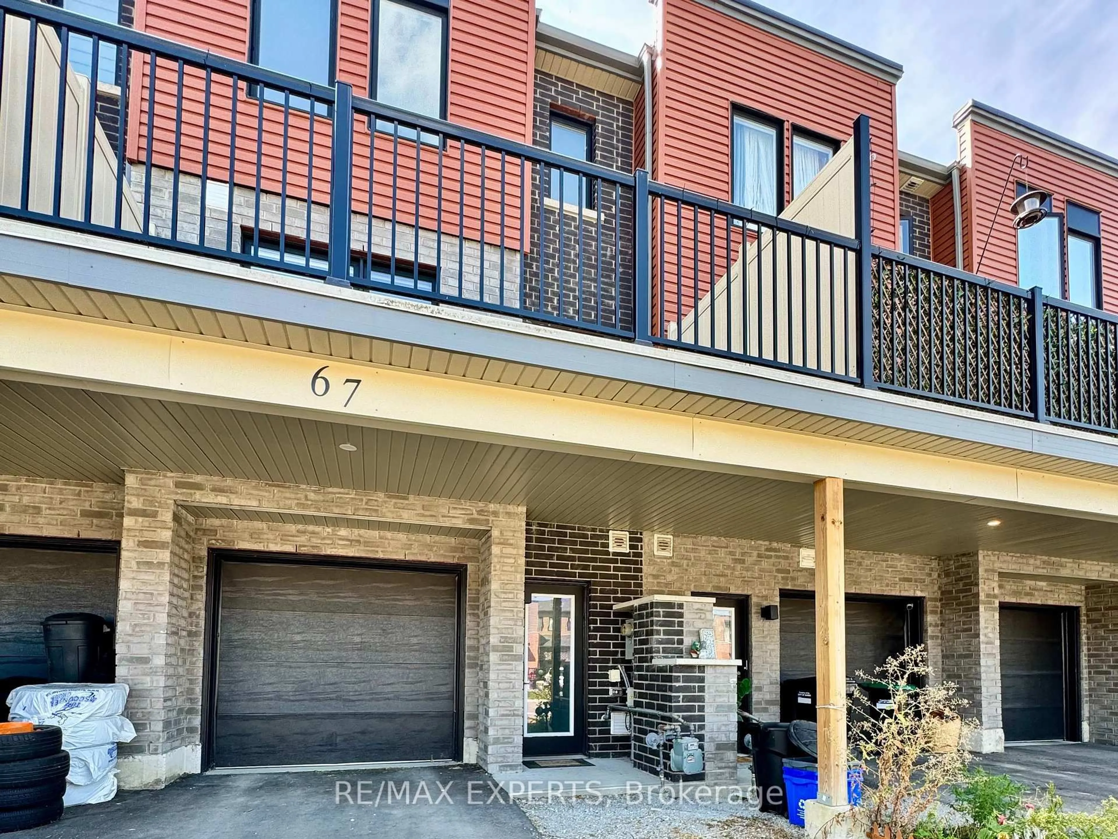 Home with brick exterior material, street for 67 Fairlane Ave, Barrie Ontario L9J 0N1