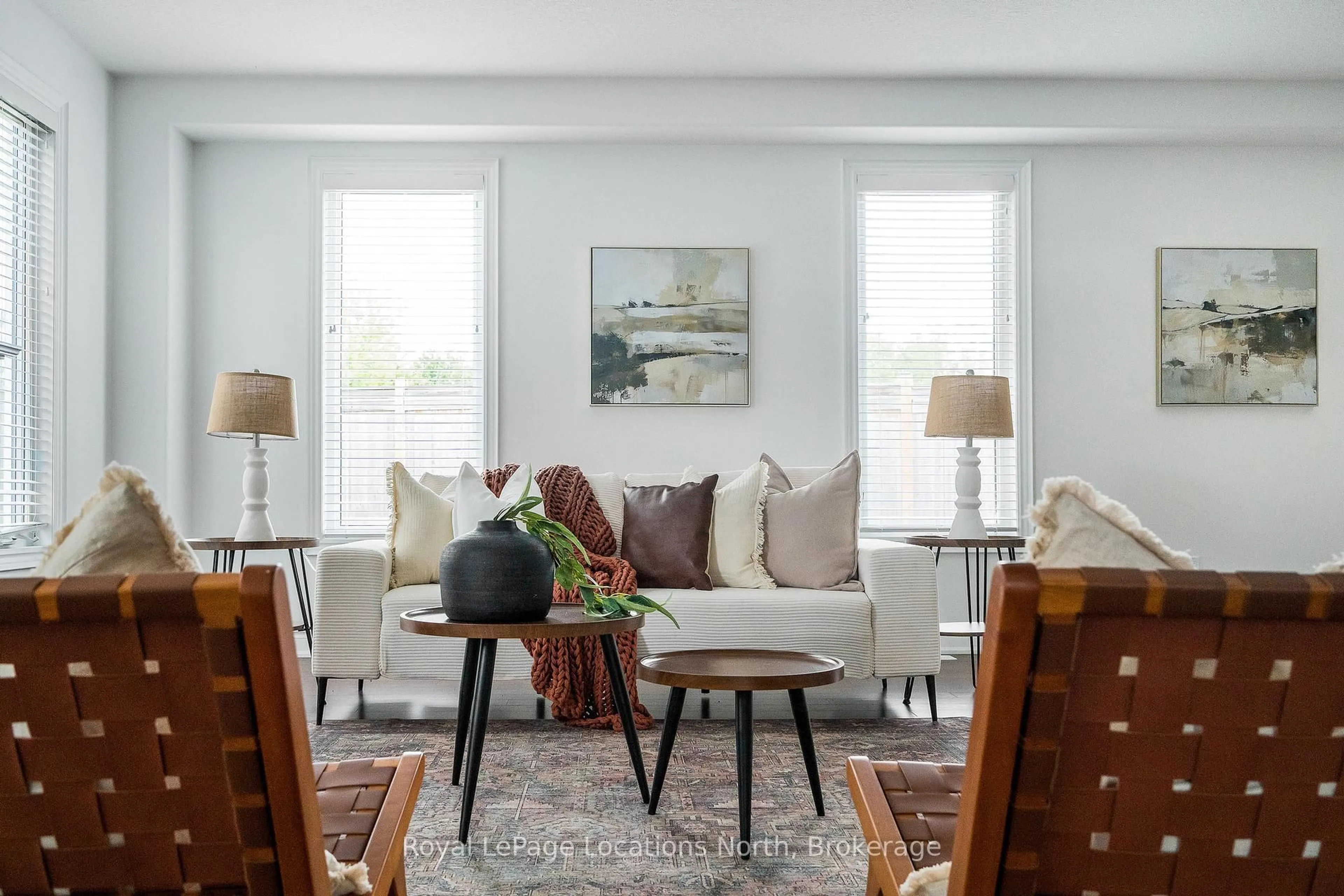 Living room with furniture, unknown for 81 Lockerbie Cres, Collingwood Ontario L9Y 0Y8