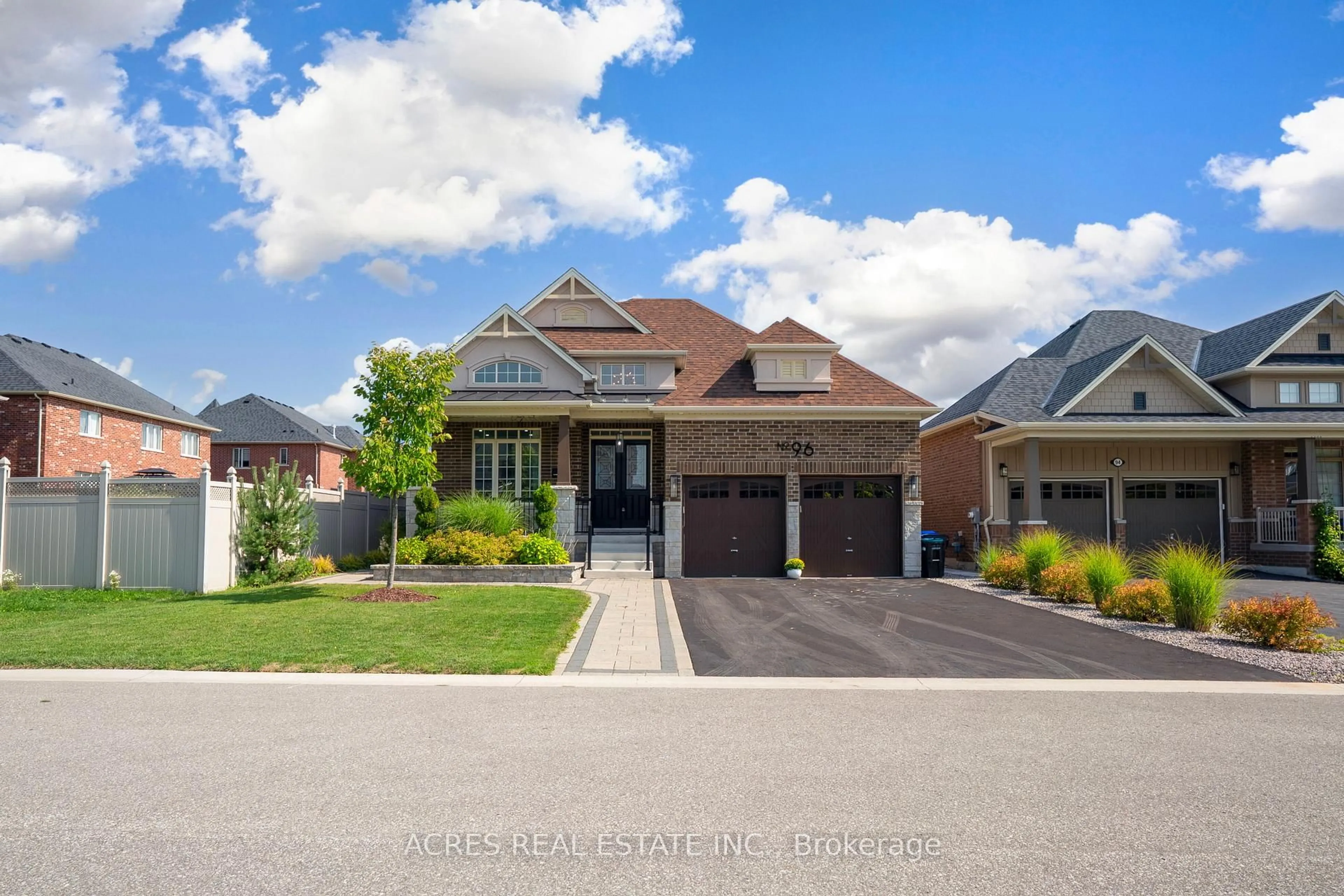 Home with brick exterior material, street for 96 Redmond Cres, Springwater Ontario L9X 1Z8
