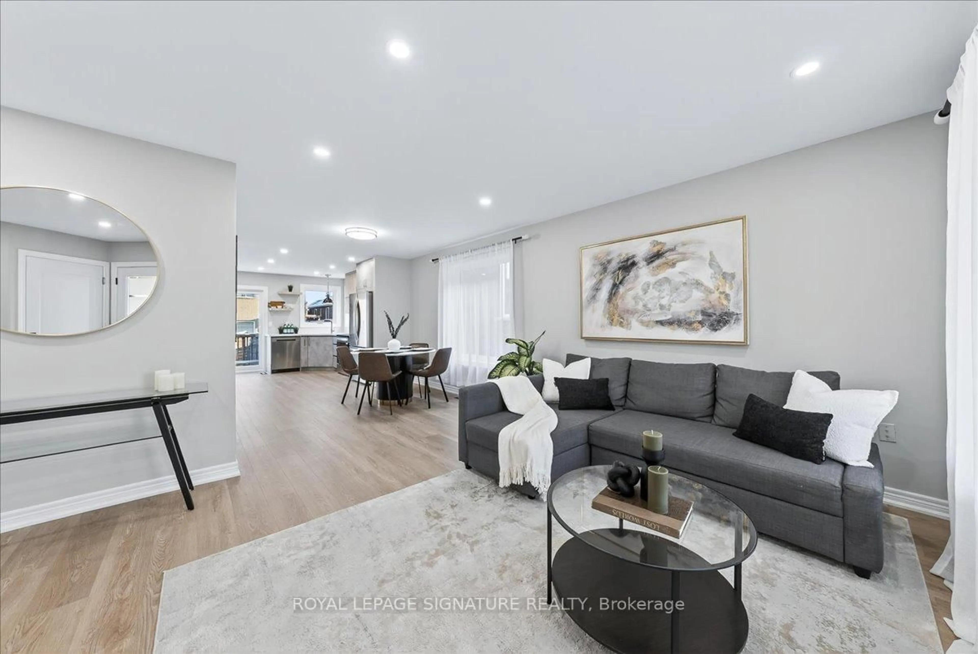 Living room with furniture, unknown for 83 Sun King Cres, Barrie Ontario L4M 7K4