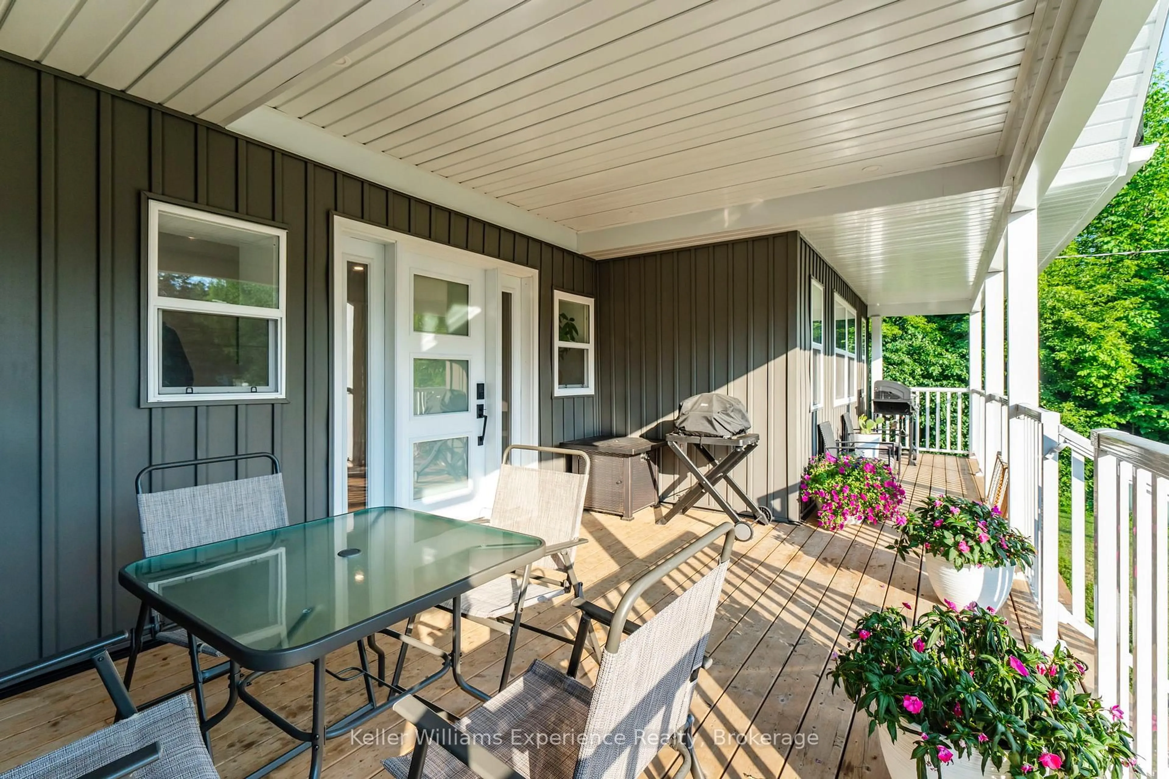 Patio, water/lake/river/ocean view for 2425 Old Fort Rd, Tay Ontario L4R 4K3