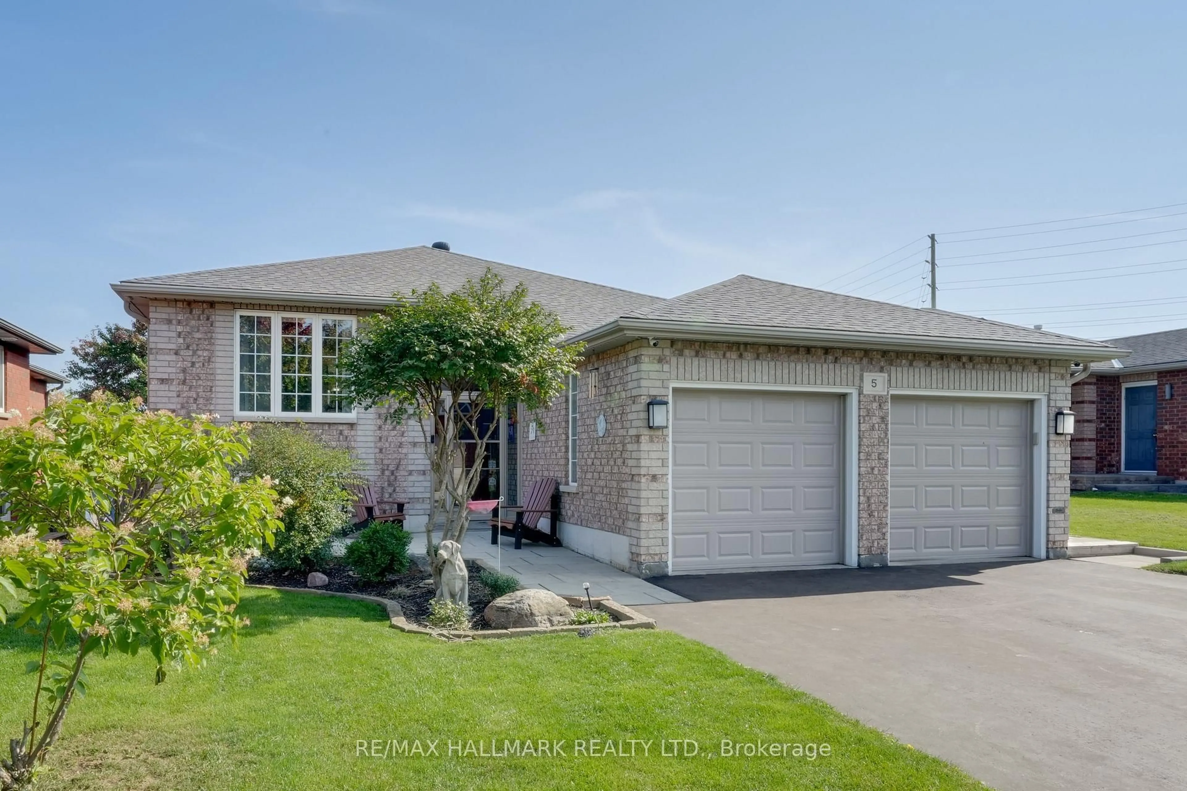 Unknown for 5 Pacific Ave, Barrie Ontario L4M 7E7