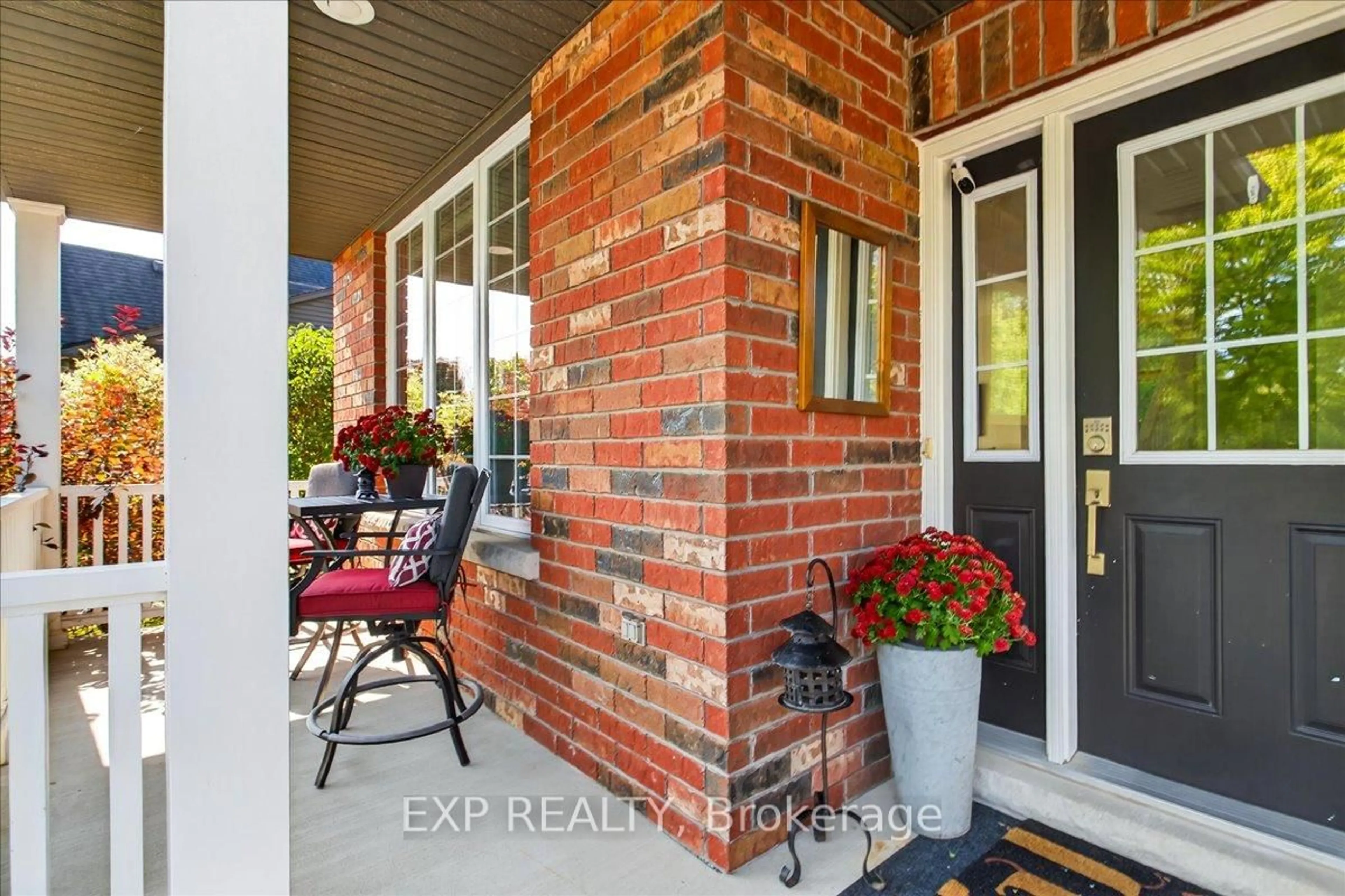 Home with brick exterior material, street for 18 Williams St, Collingwood Ontario L9Y 0B9
