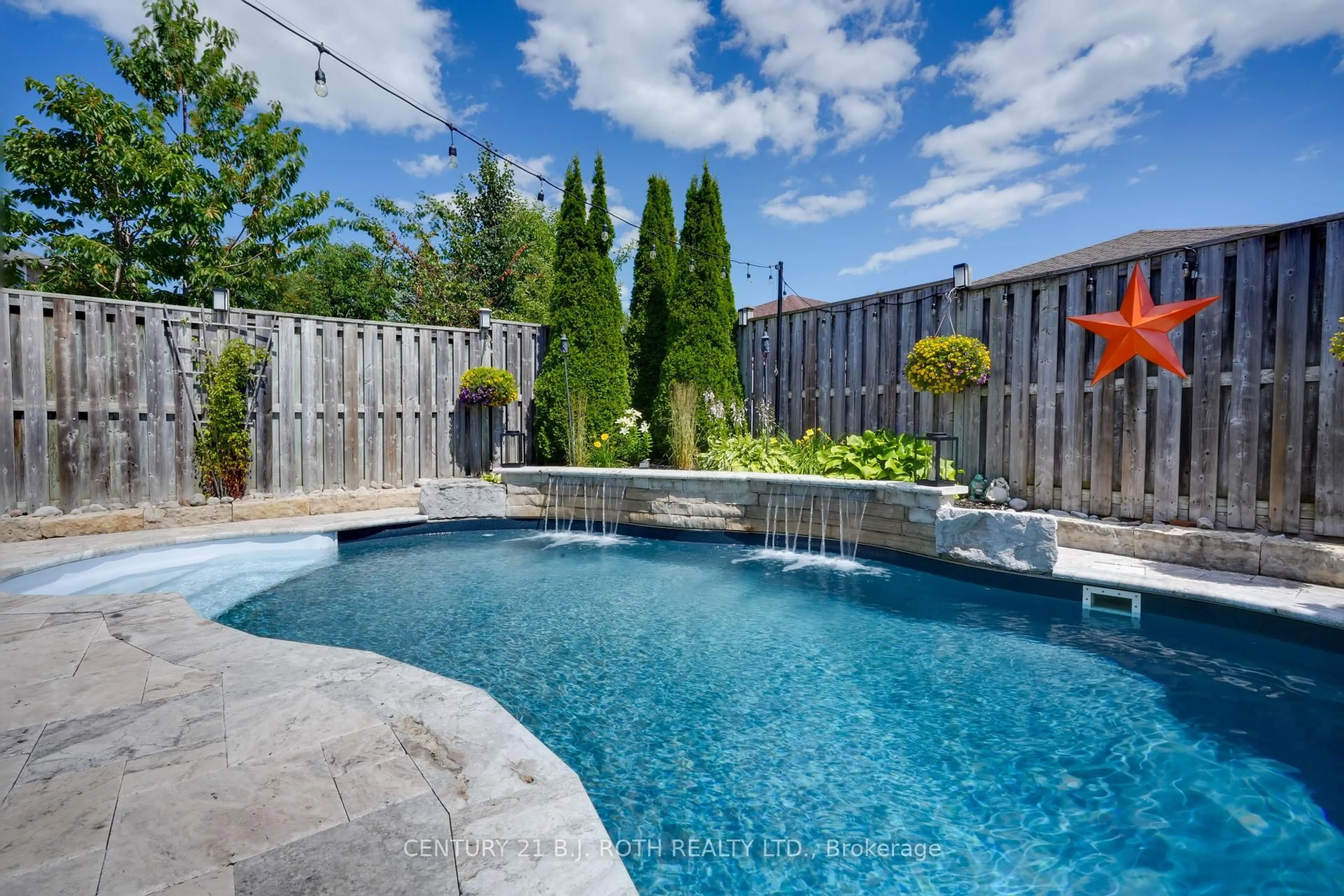 Pool for 55 HOLLY MEADOW Rd, Barrie Ontario L4N 0E3