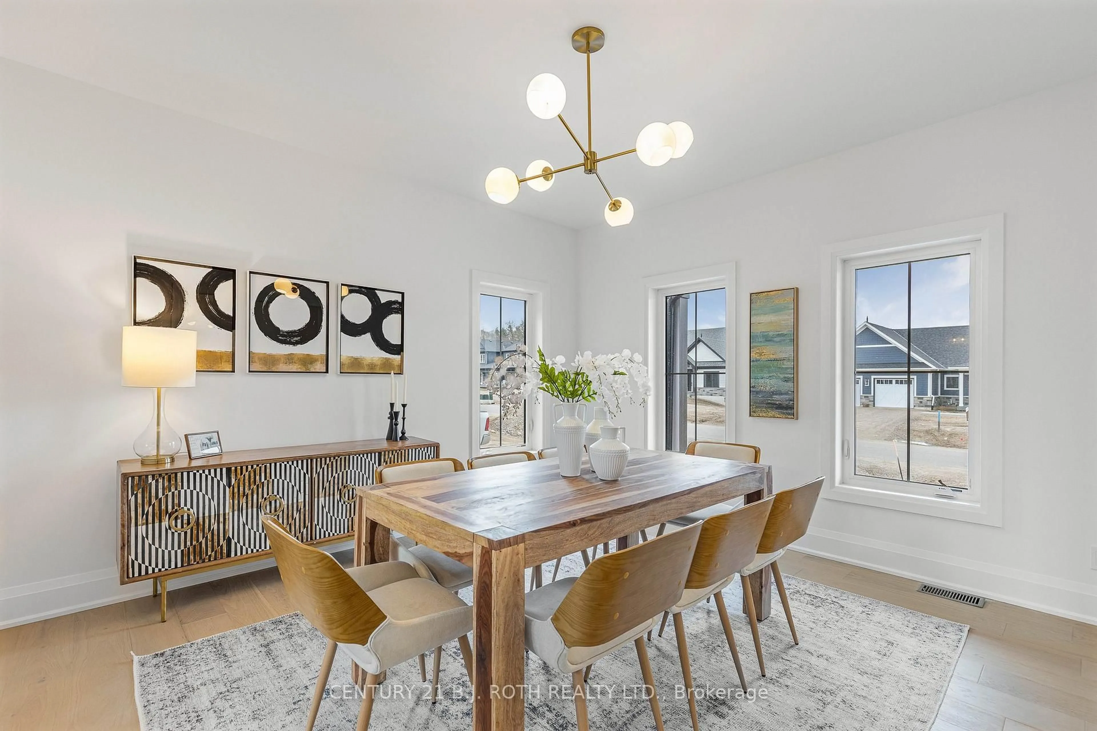 Dining room, unknown for 8 Clydesdale Crt, Oro-Medonte Ontario L0K 1E0
