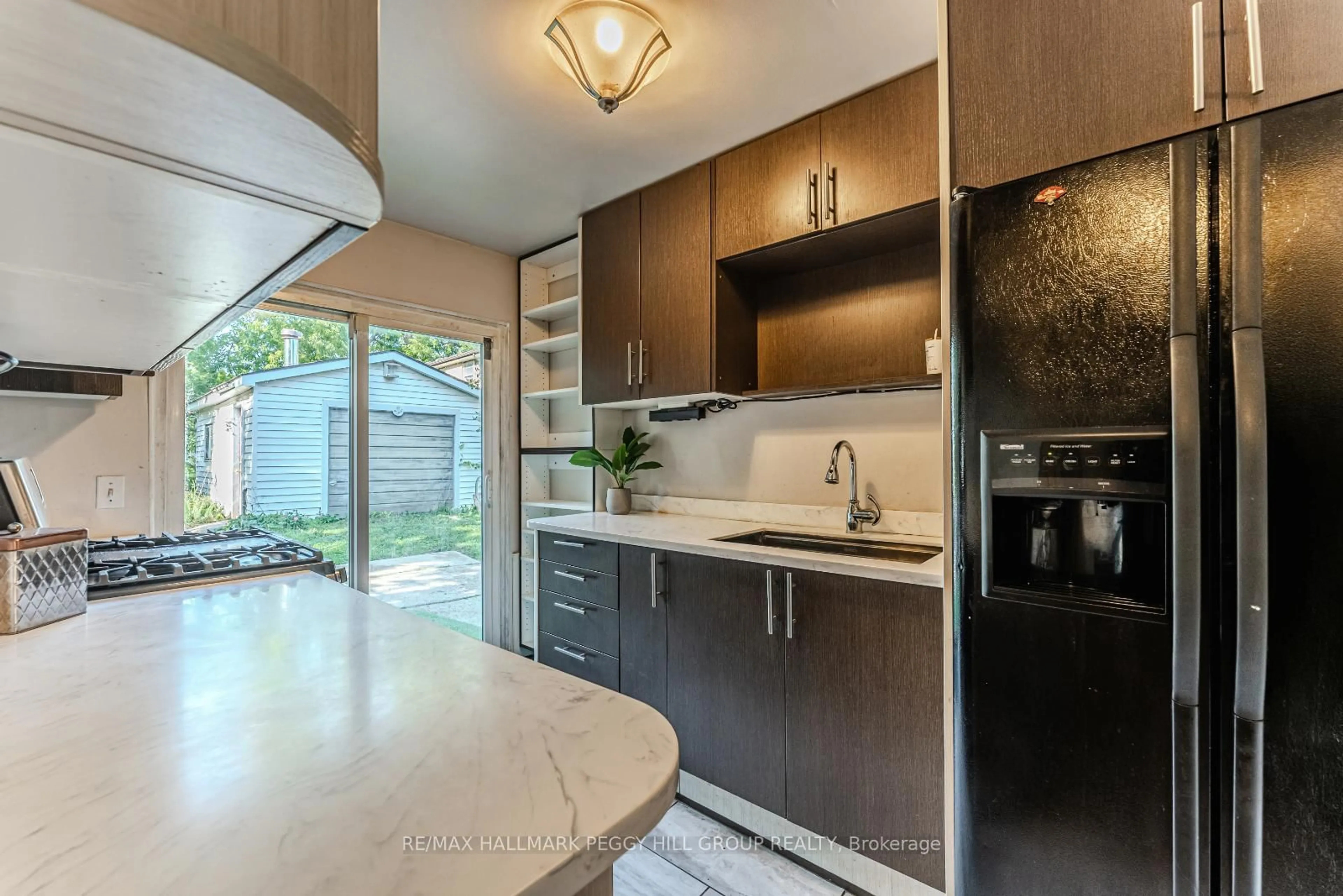 Contemporary kitchen, ceramic/tile floor for 30 North St, Barrie Ontario L4M 2R9