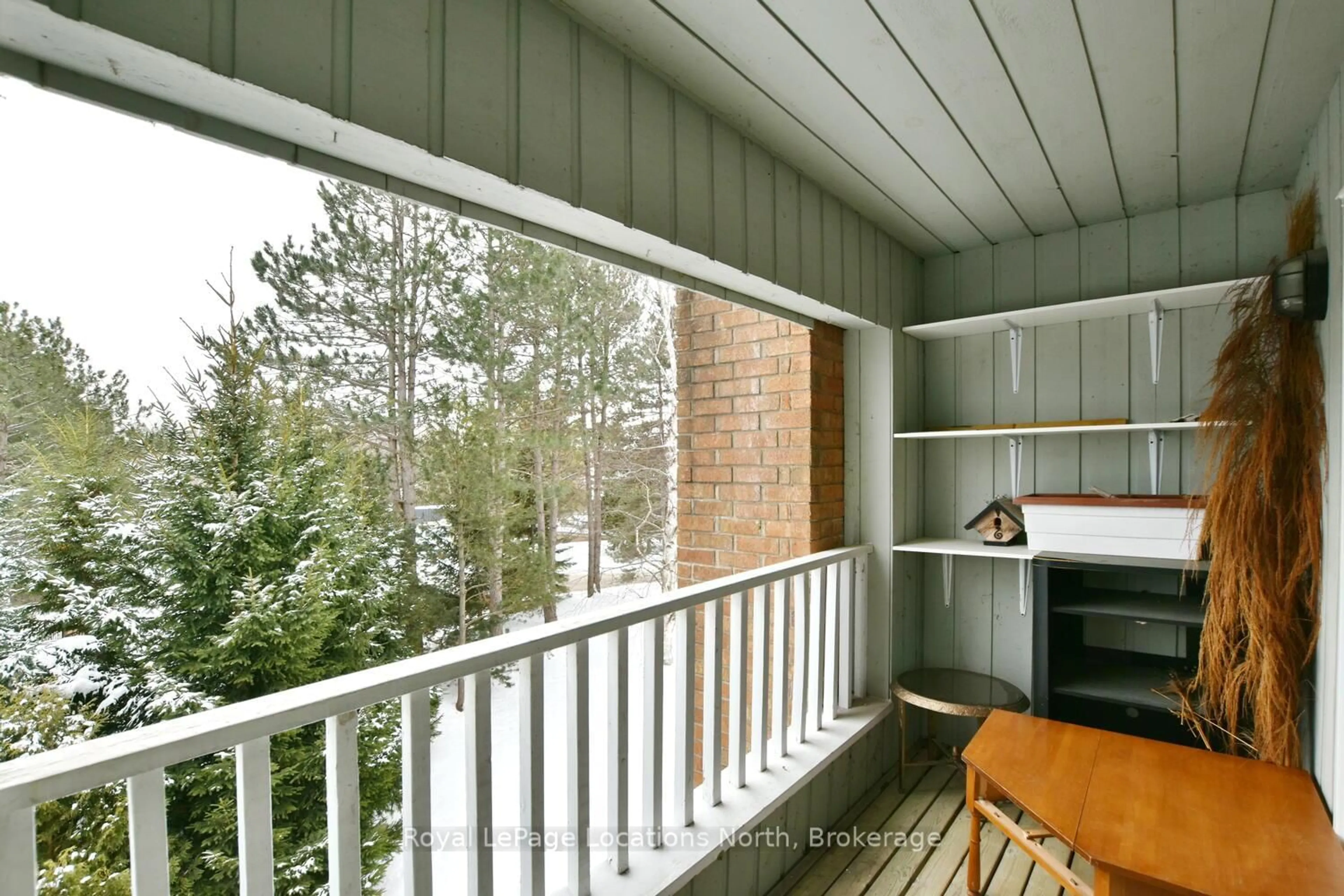 Balcony in the apartment, unknown for 30 RAMBLINGS Way #153, Collingwood Ontario L9Y 5S5