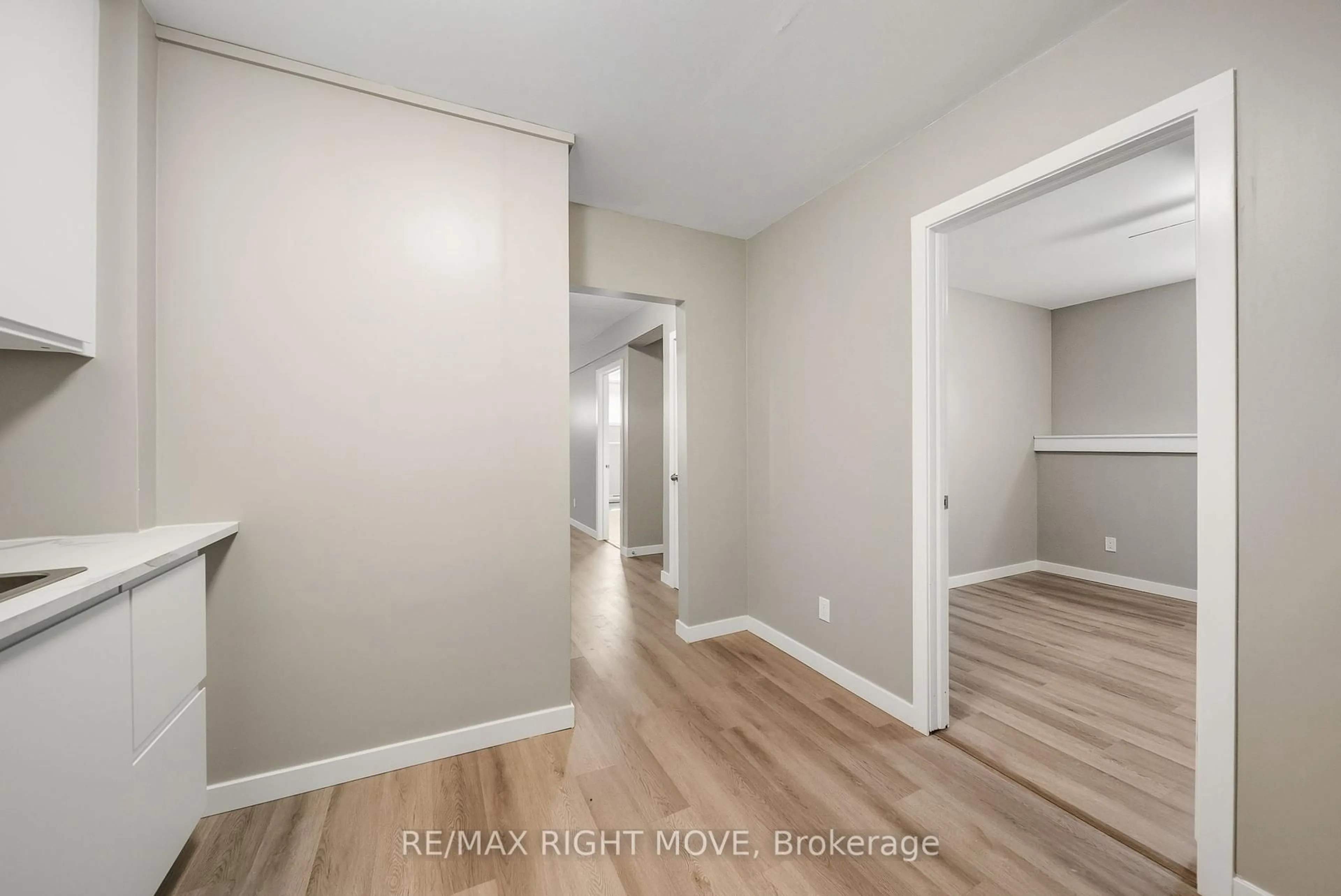 A pic of a room for 218 Hilda St, Orillia Ontario L3V 1J1