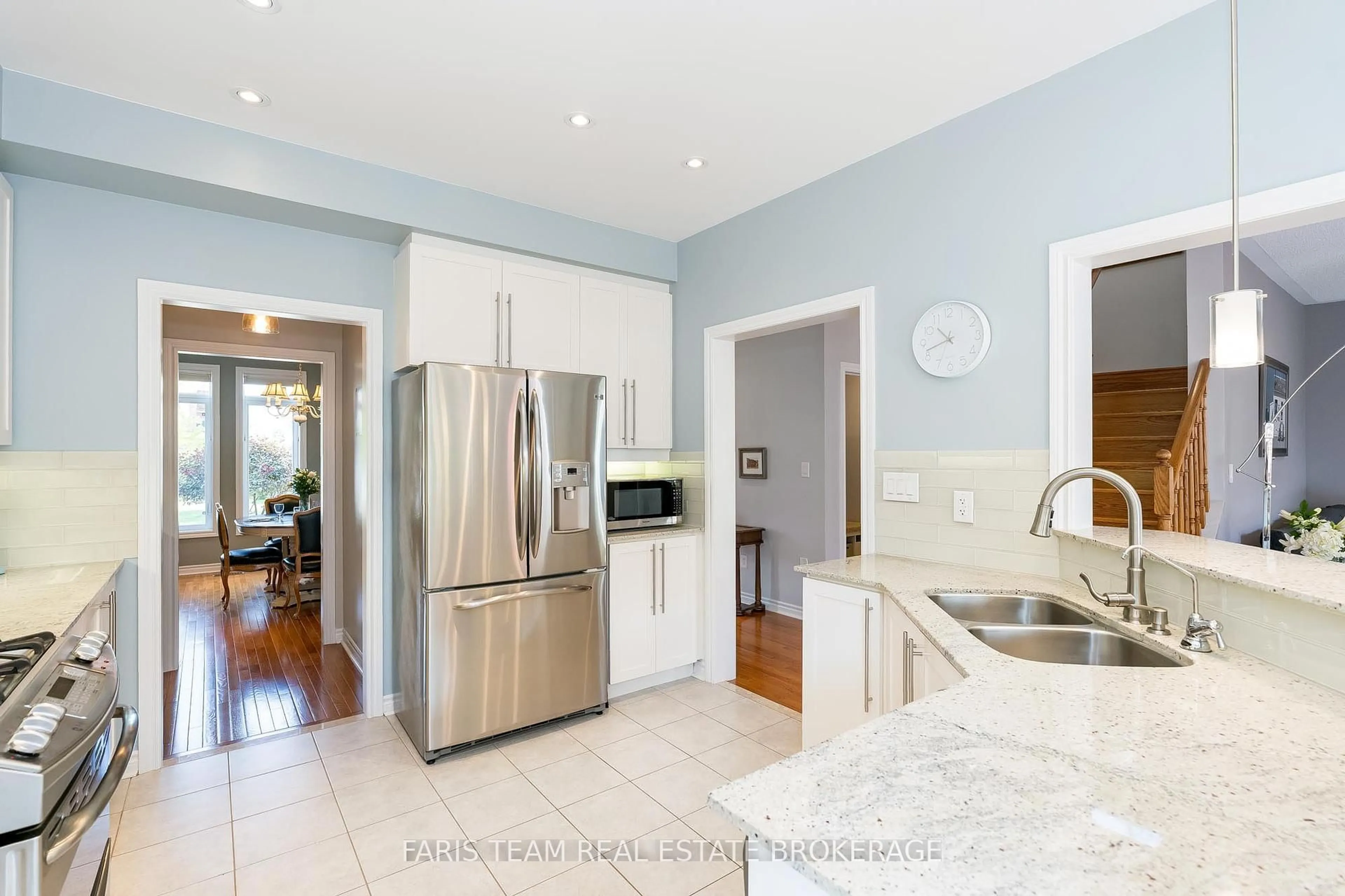 Open concept kitchen, ceramic/tile floor for 5 Magna Carta Rd, Barrie Ontario L4M 7H9