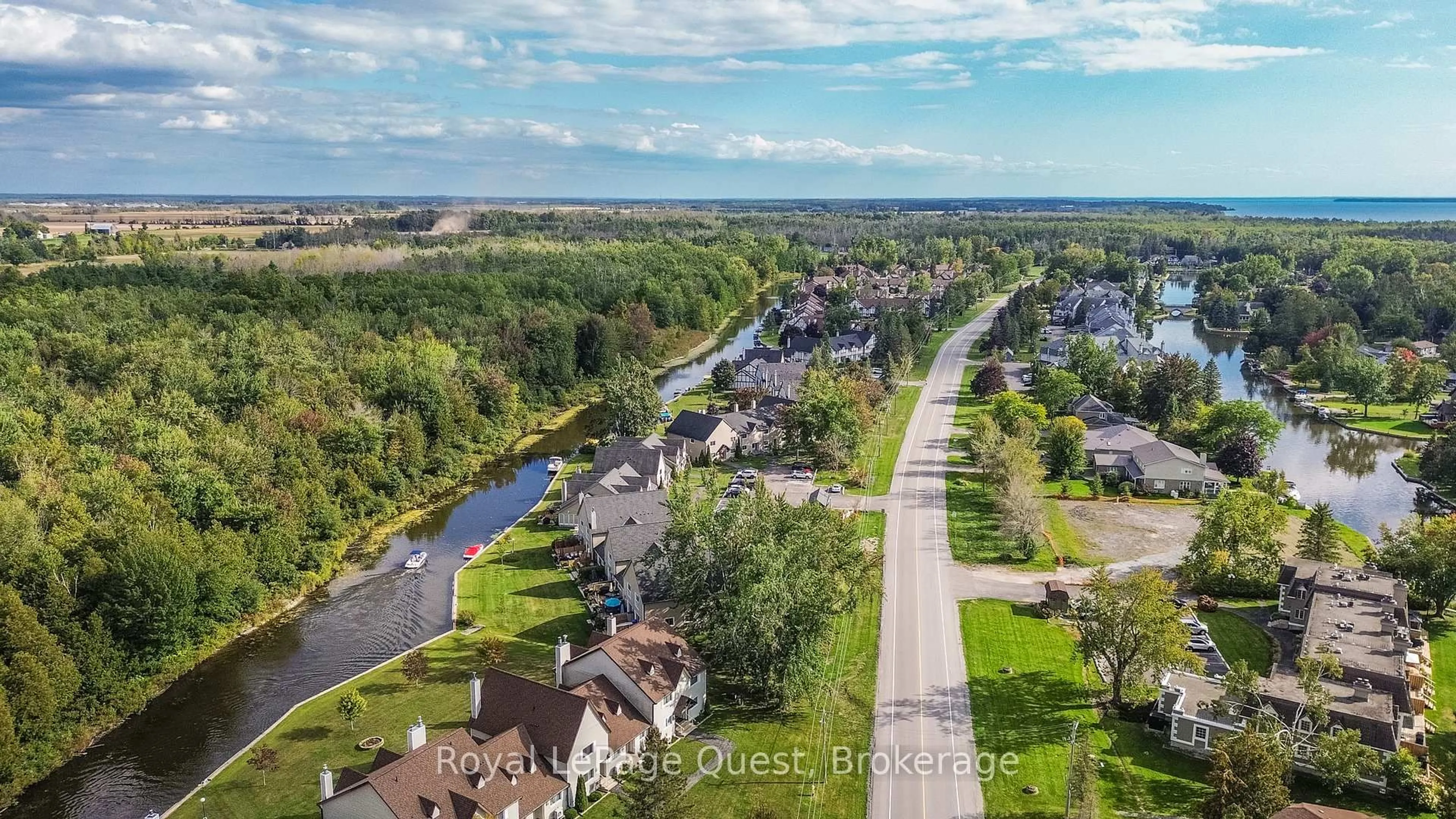 A pic from outside/outdoor area/front of a property/back of a property/a pic from drone, water/lake/river/ocean view for 81 LAGUNA Pkwy #8, Ramara Ontario L0K 1B0