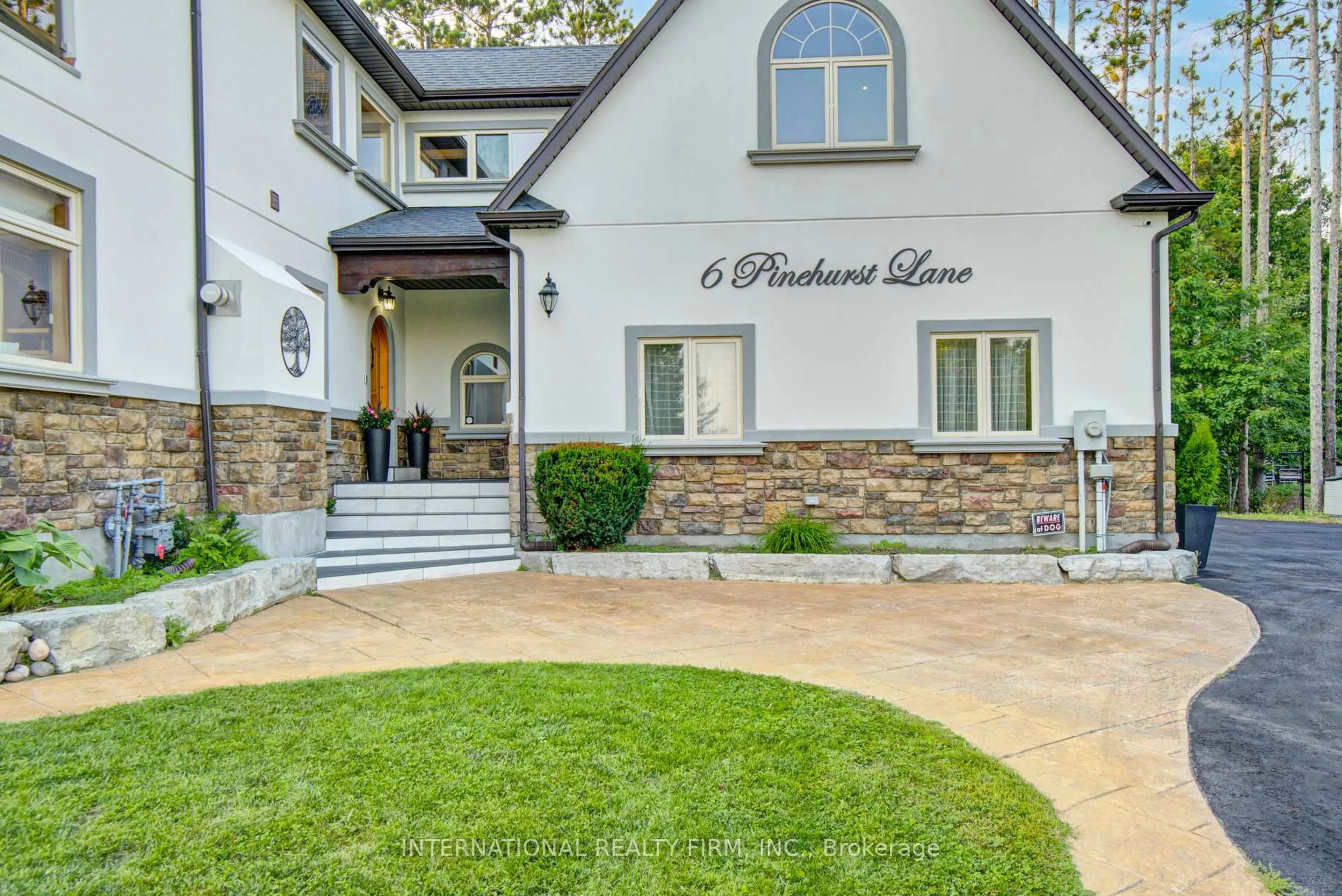 Home with brick exterior material, mountain view for 6 Pinehurst Lane, Springwater Ontario L9X 0C7