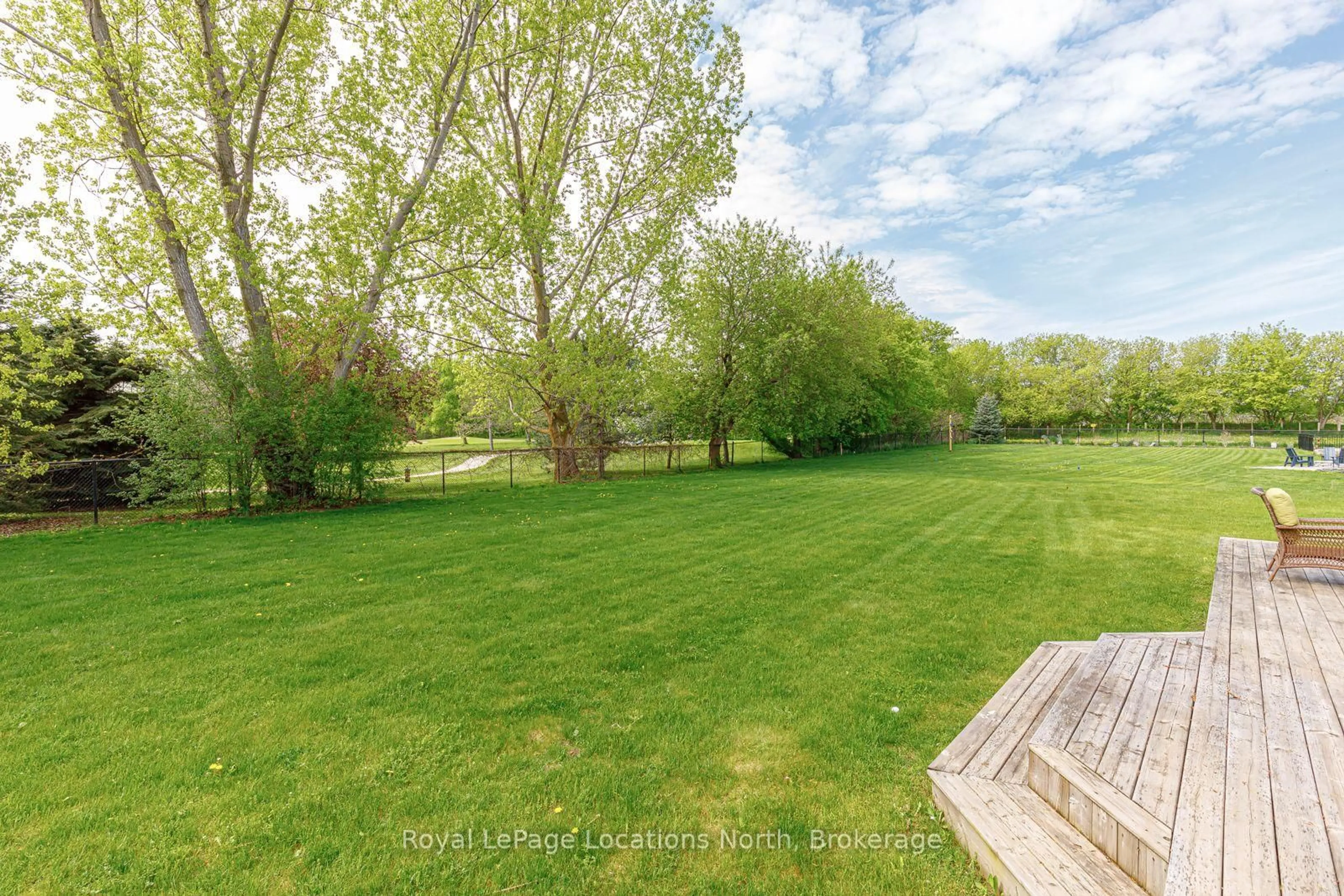 A pic from outside/outdoor area/front of a property/back of a property/a pic from drone, water/lake/river/ocean view for 59 Kells Cres, Collingwood Ontario L9Y 0A9