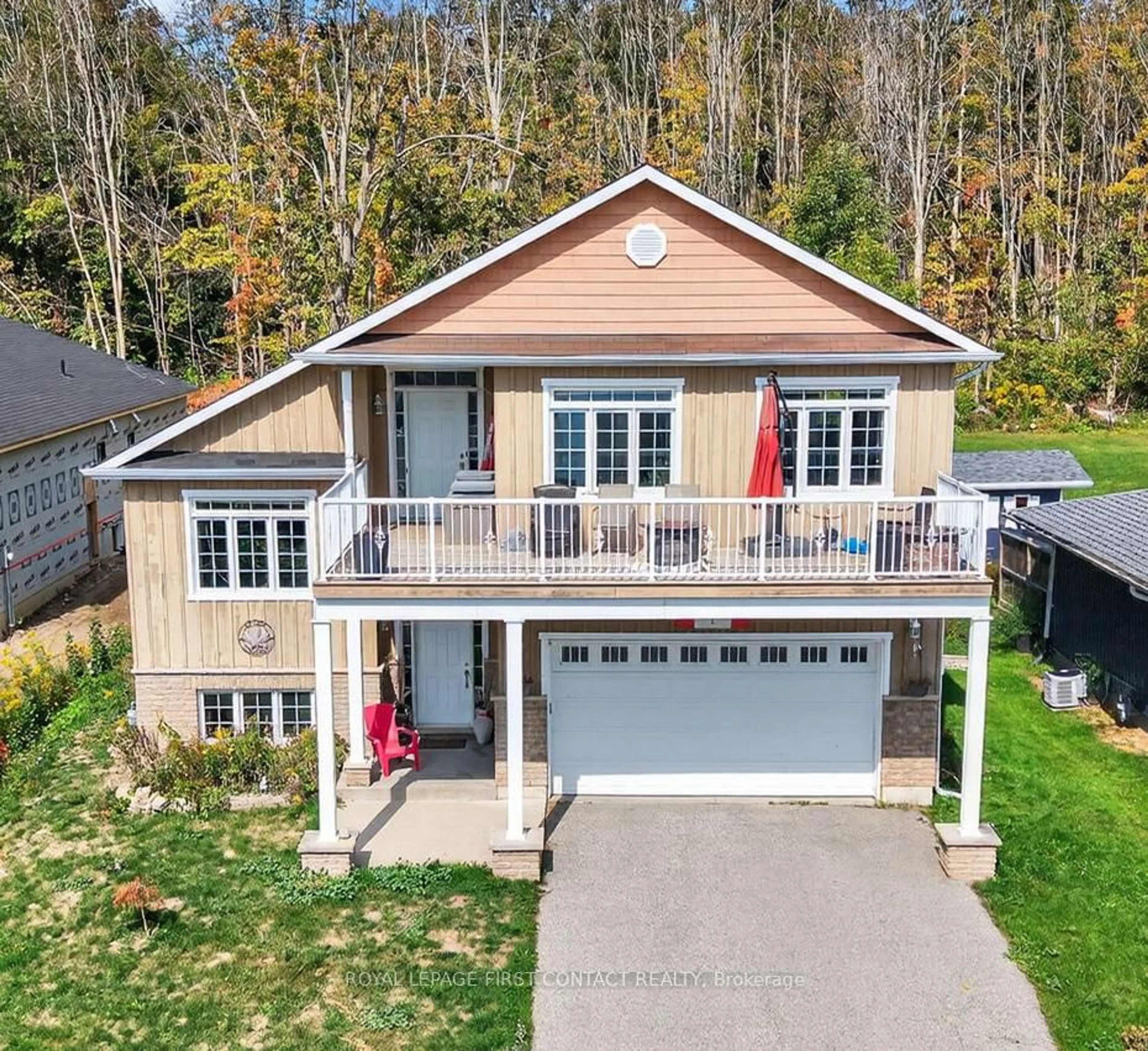 A pic from outside/outdoor area/front of a property/back of a property/a pic from drone, unknown for 2258 Lakeshore Rd, Oro-Medonte Ontario L0L 1T0